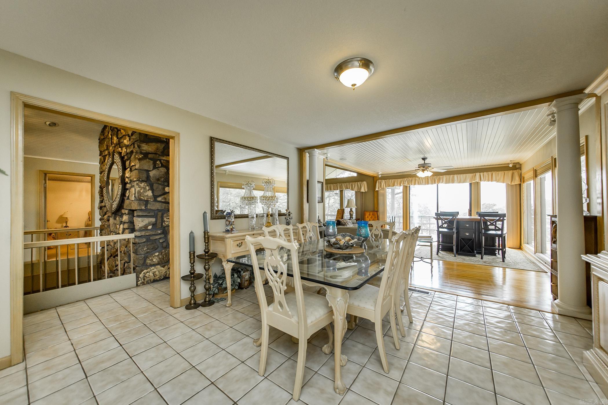 Riviera Cove-Lake - Residential