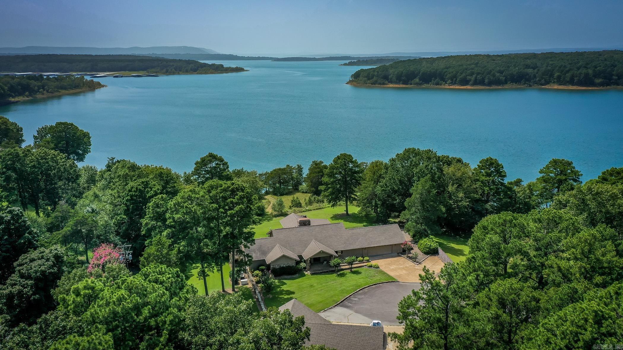 Riviera Cove-Lake - Residential