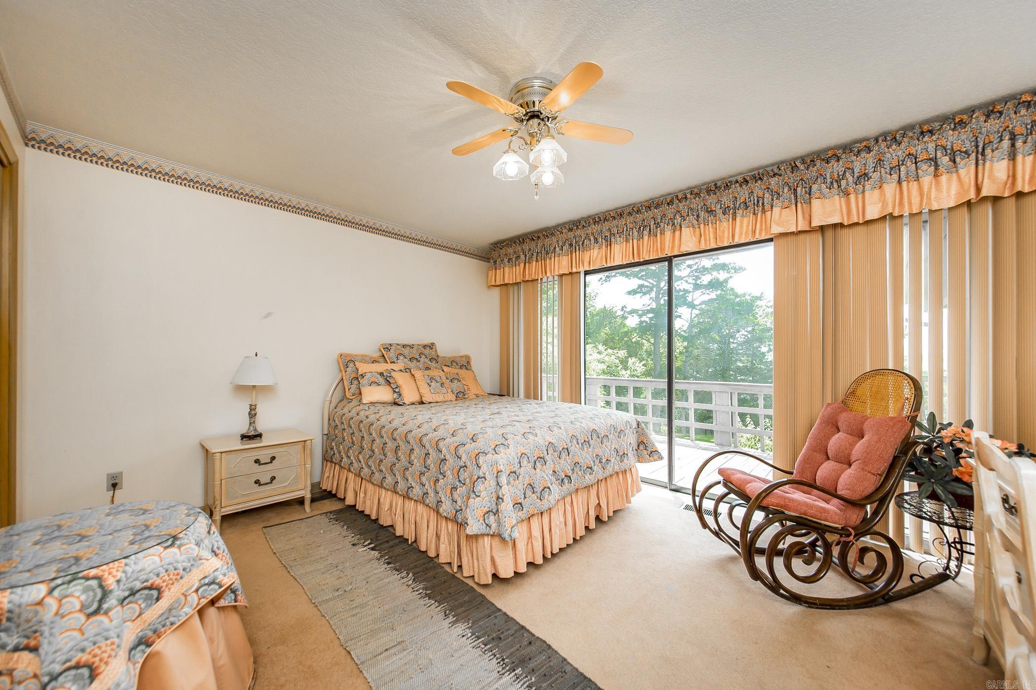 Riviera Cove-Lake - Residential