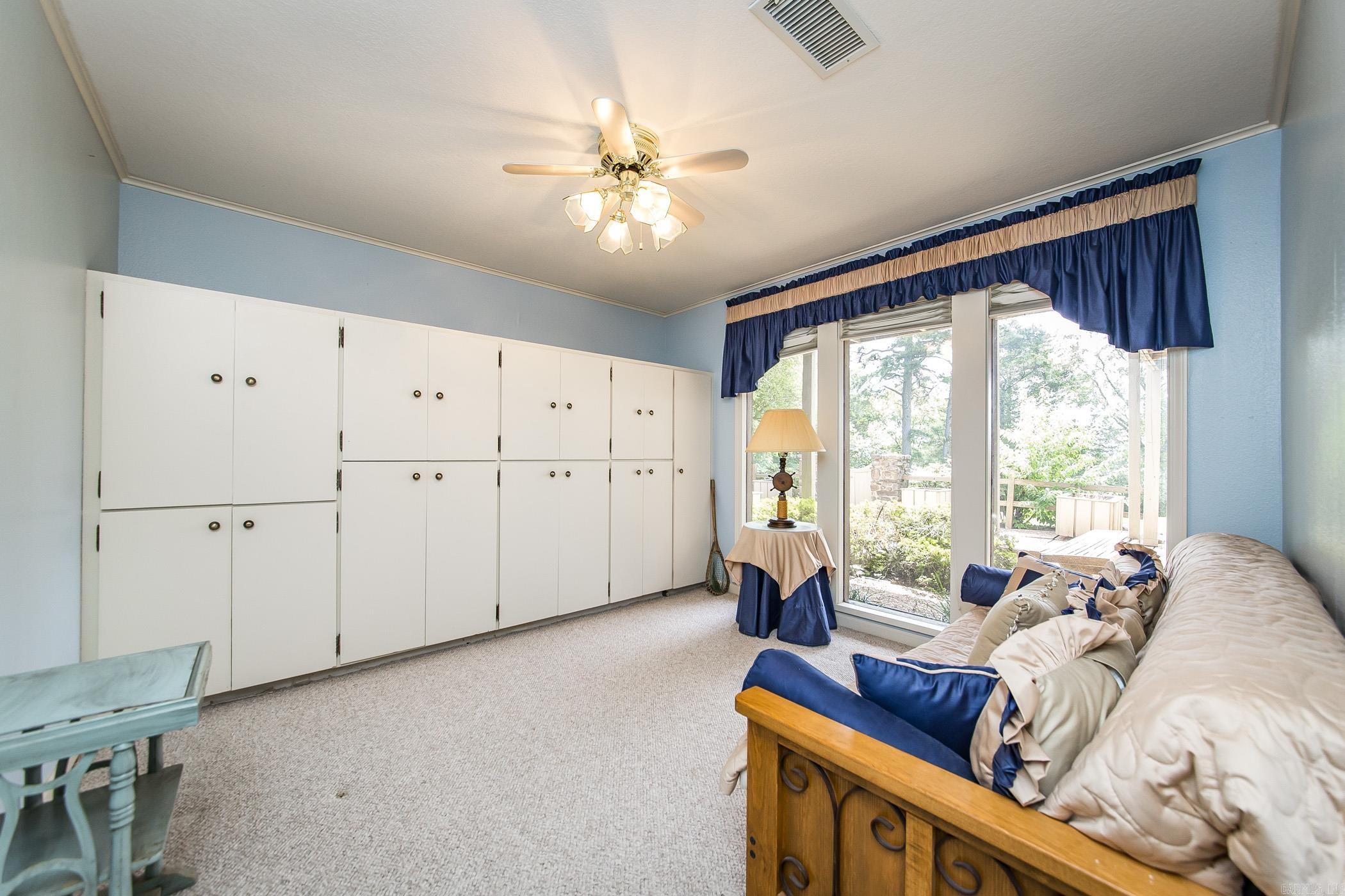 Riviera Cove-Lake - Residential