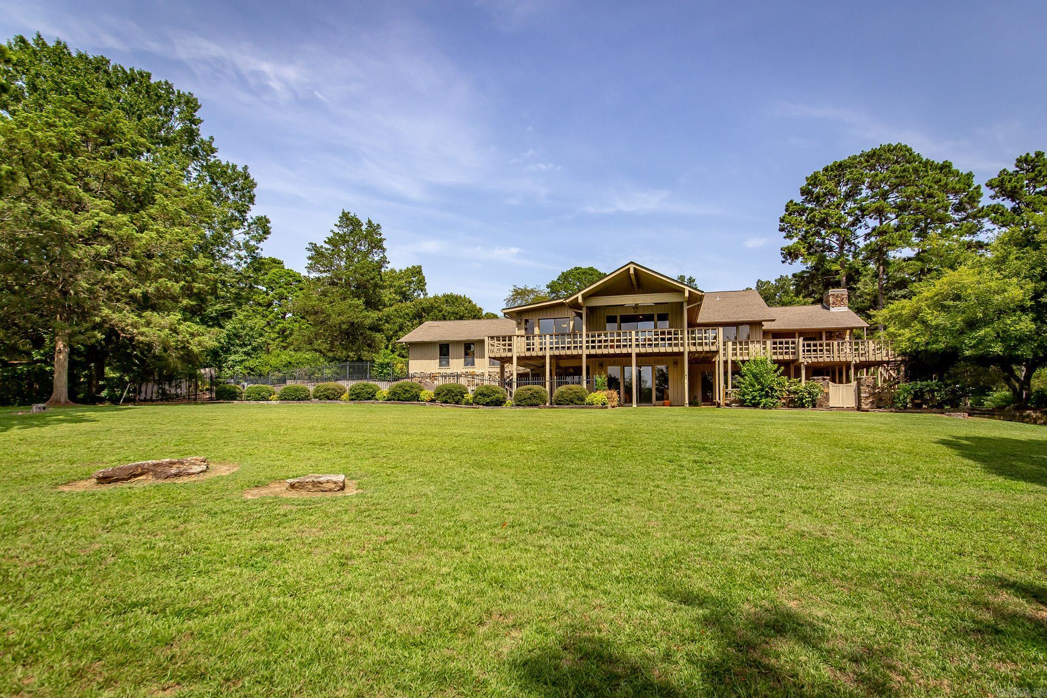 Riviera Cove-Lake - Residential