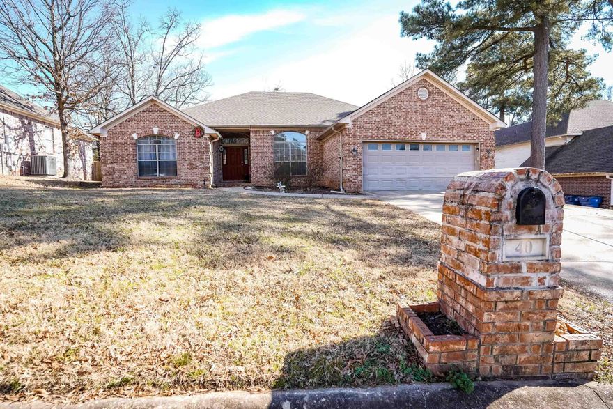 Come Check Out this Maumelle Gem with an elevated setback from street. ,Great floorplan for entertaining but still cozy.  Split Floorplan Three bedrooms one side,  Screened  in back porch. Move-in ready. New HVAC Units  & New Hot Water Tank Roof Replacement  2022.Seller Offering $5000.00 Allowance for Concessions No HOA No Showings on Sundays.