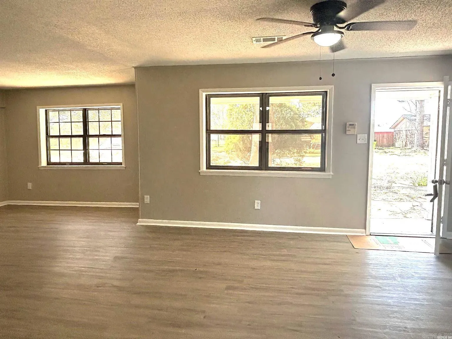 Lonoke, Arkansas 72086, United States, 3 Bedrooms Bedrooms, ,2 BathroomsBathrooms,Residential,Active,100085