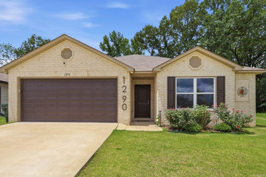 This 4 bedroom/2 bath home sits in the Bell Valley subdivision in a laid back country setting. Living room features raised ceilings with Cheyenne style doors in the home. Kitchen has a 8" deep sink with LED disk lights illuminating the kitchen, Family room, and Master Bedroom. Master has an en suite bathroom with led disk light over the shower. Perfect for families and first time homeowners!
