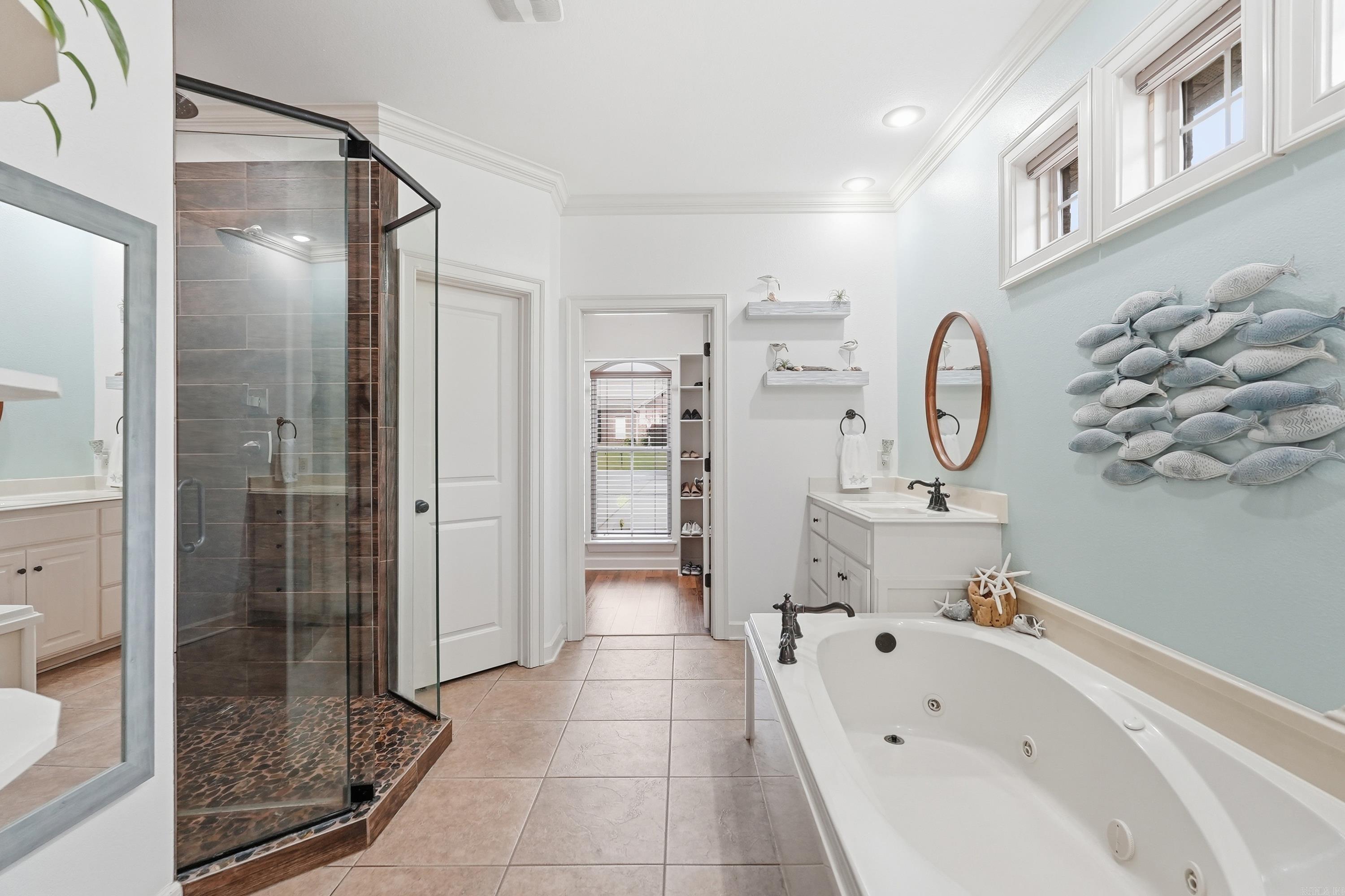 CANTERBURY PLACE - Residential