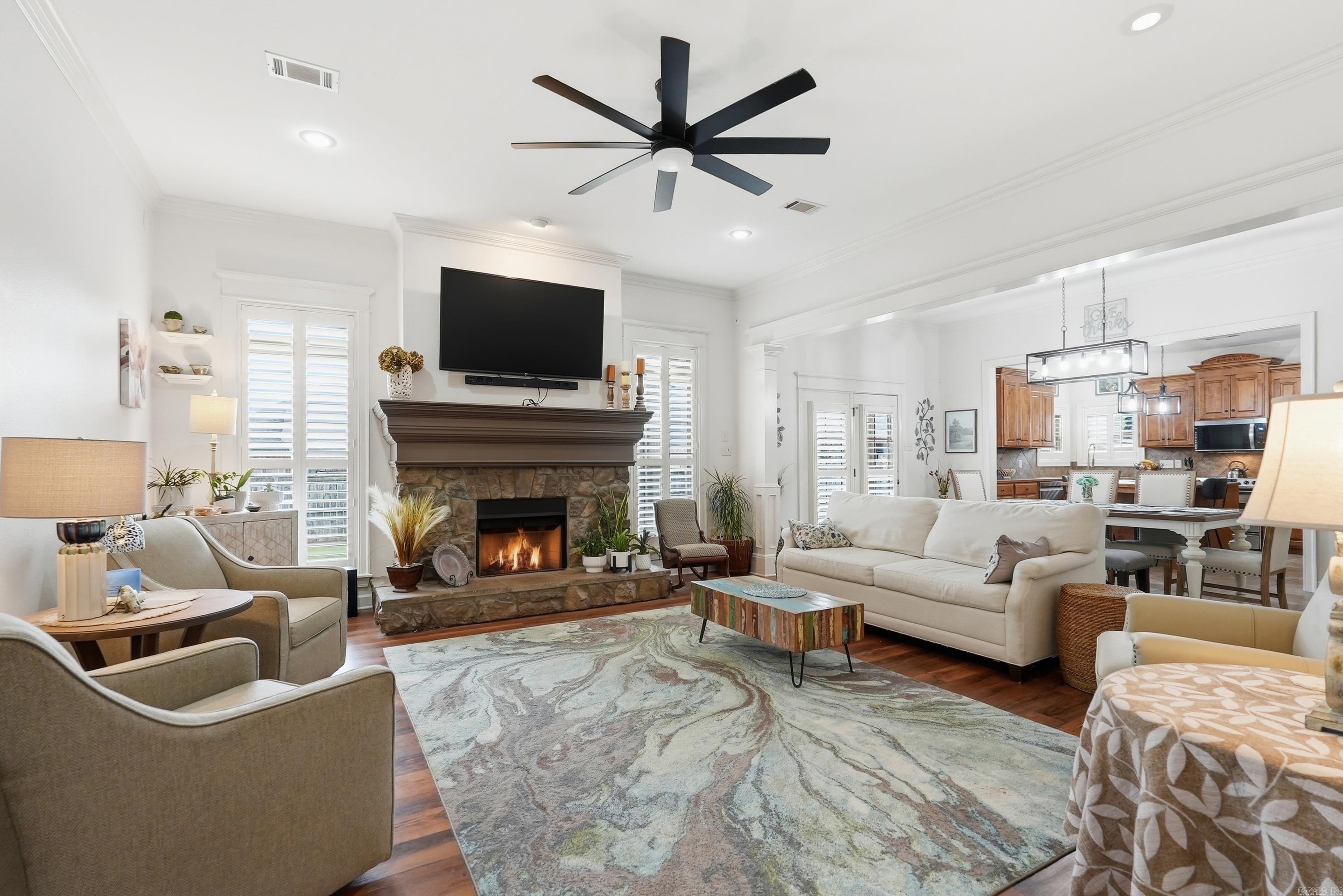 CANTERBURY PLACE - Residential