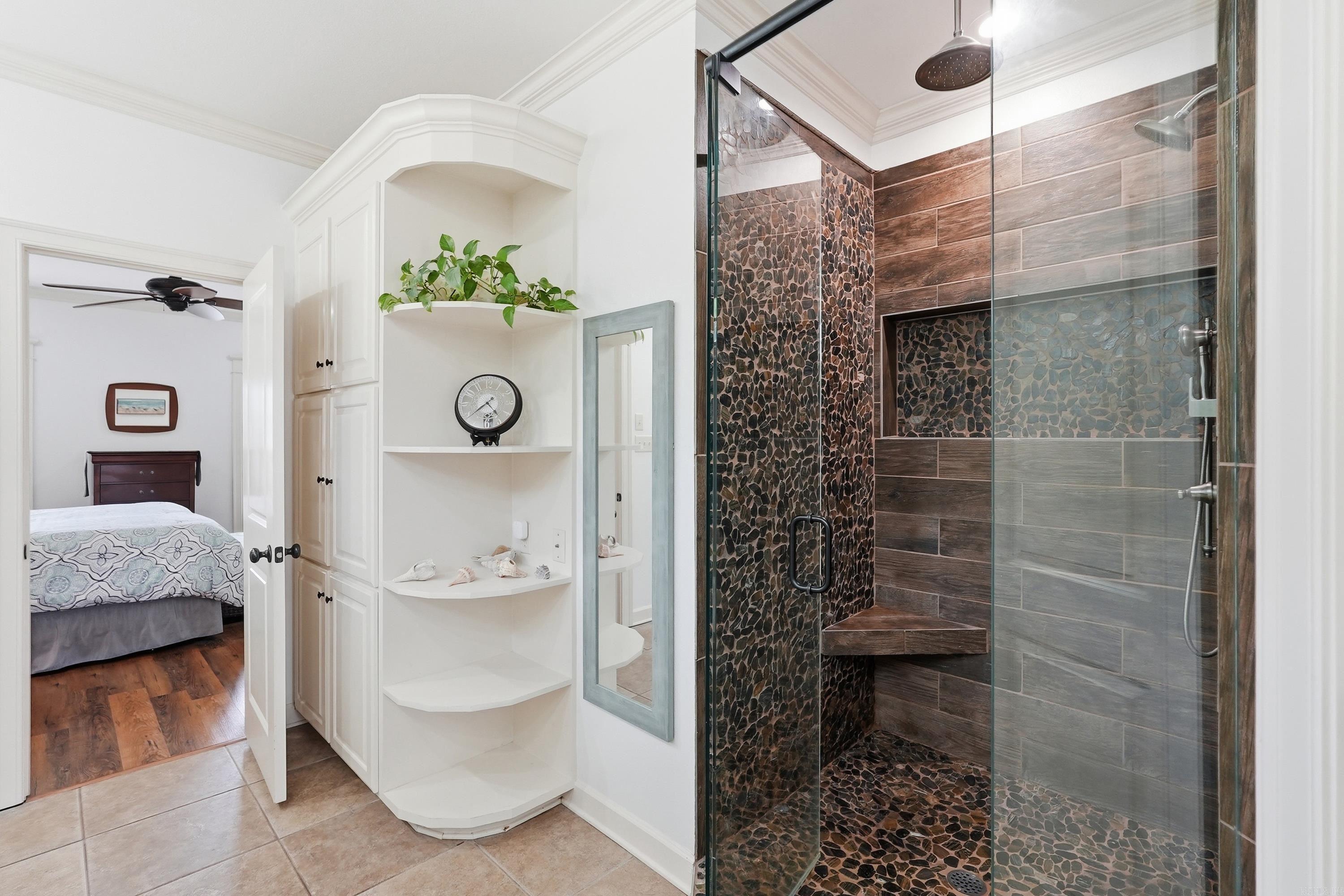 CANTERBURY PLACE - Residential