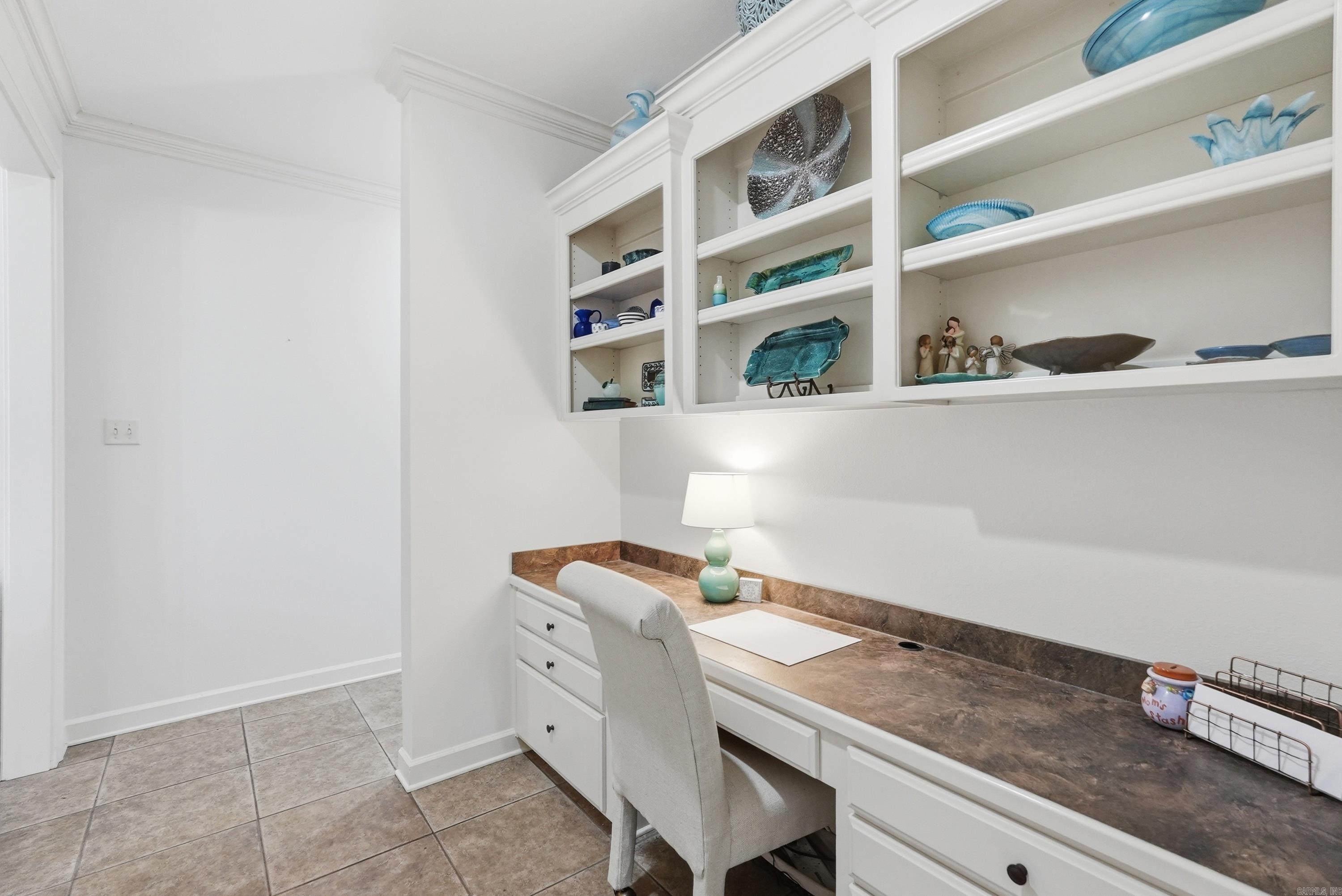 CANTERBURY PLACE - Residential