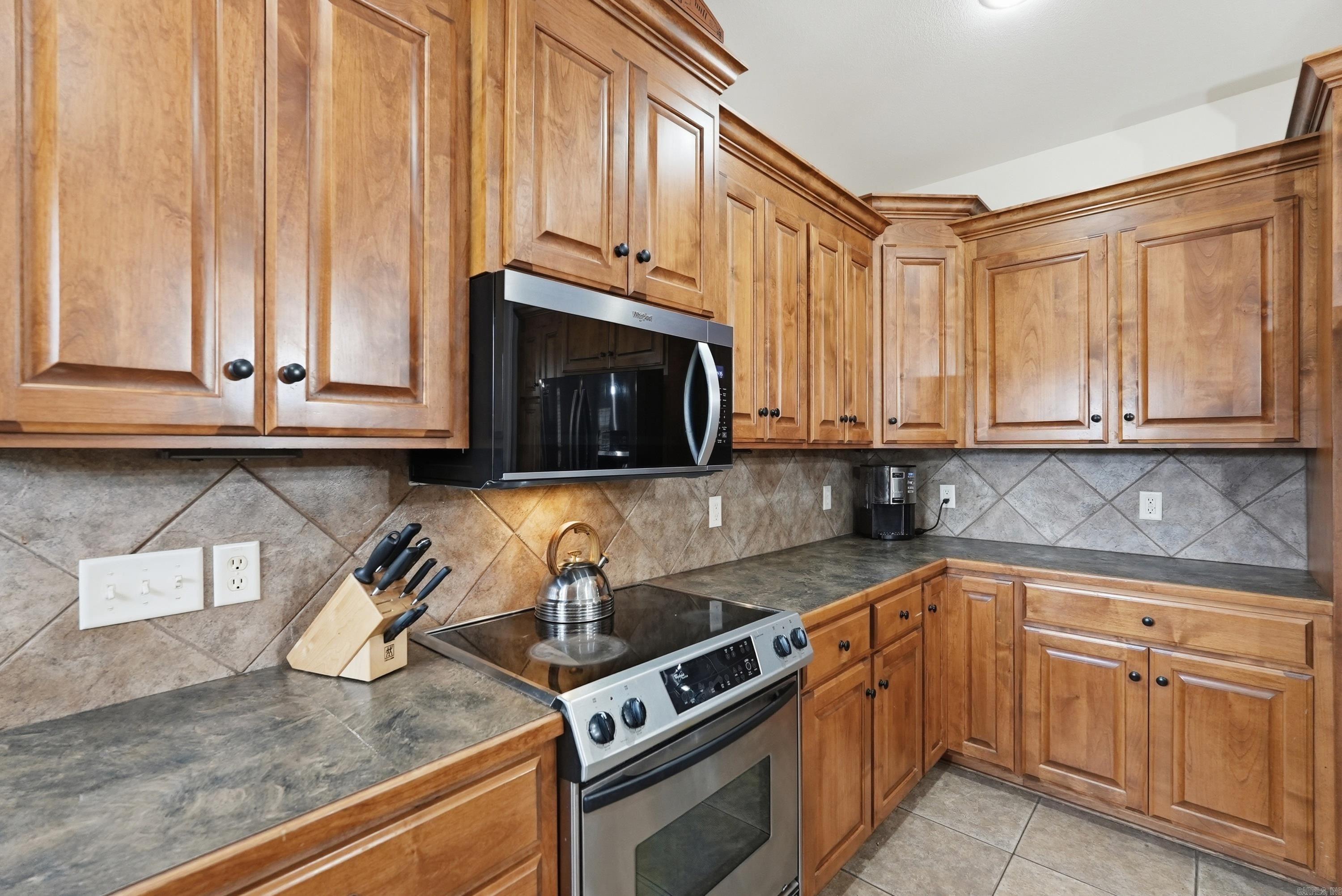 CANTERBURY PLACE - Residential