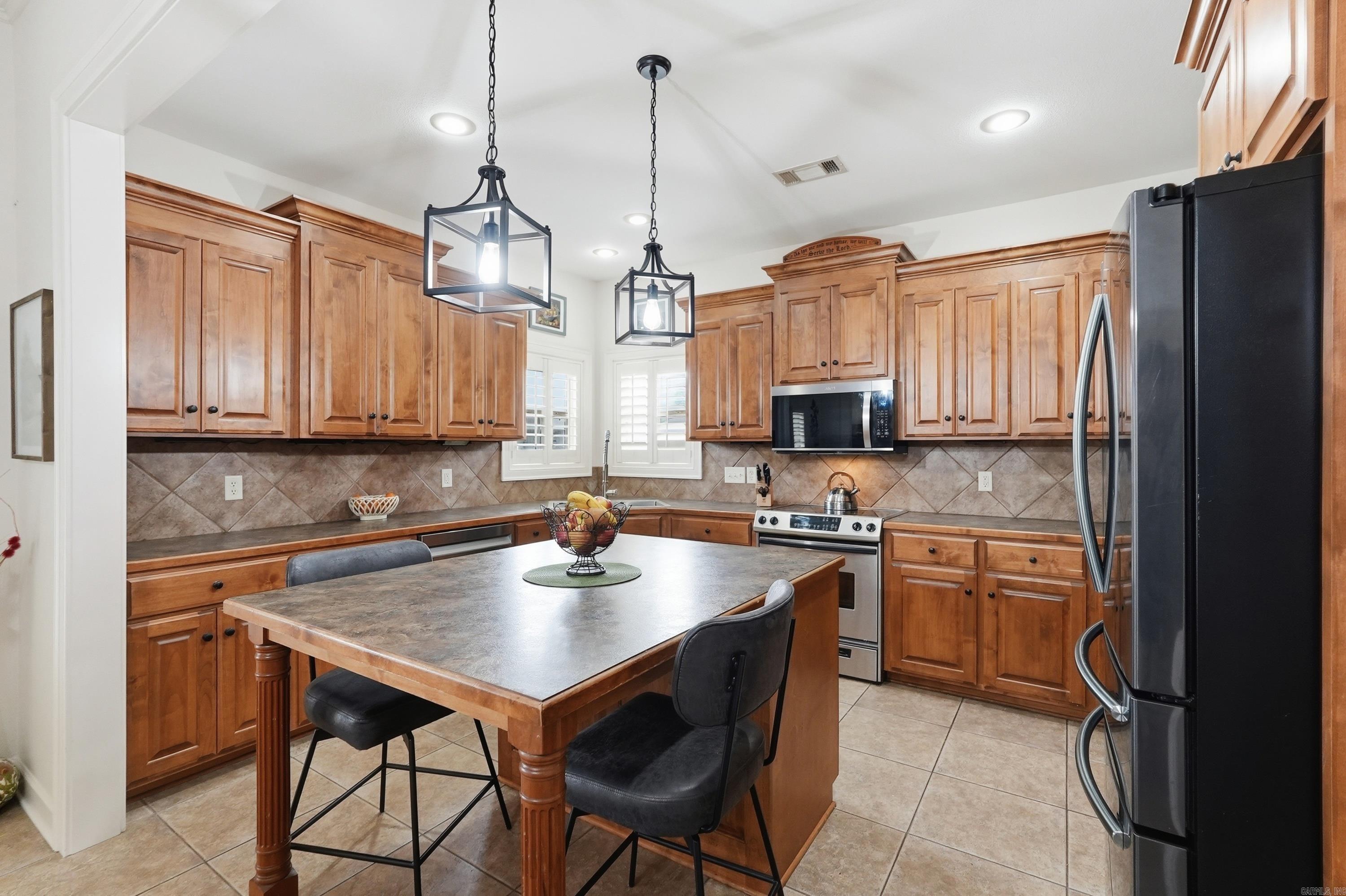 CANTERBURY PLACE - Residential