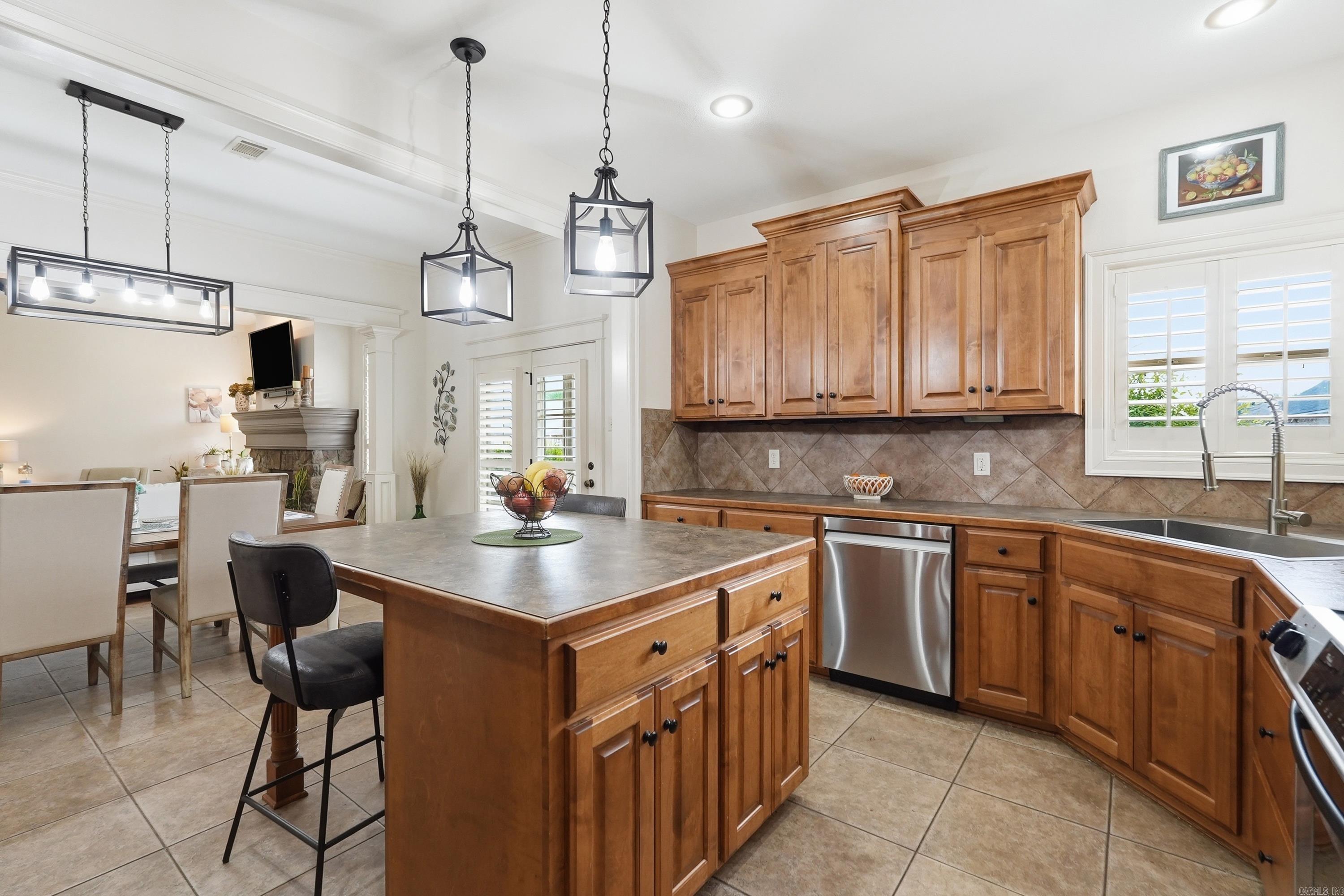 CANTERBURY PLACE - Residential