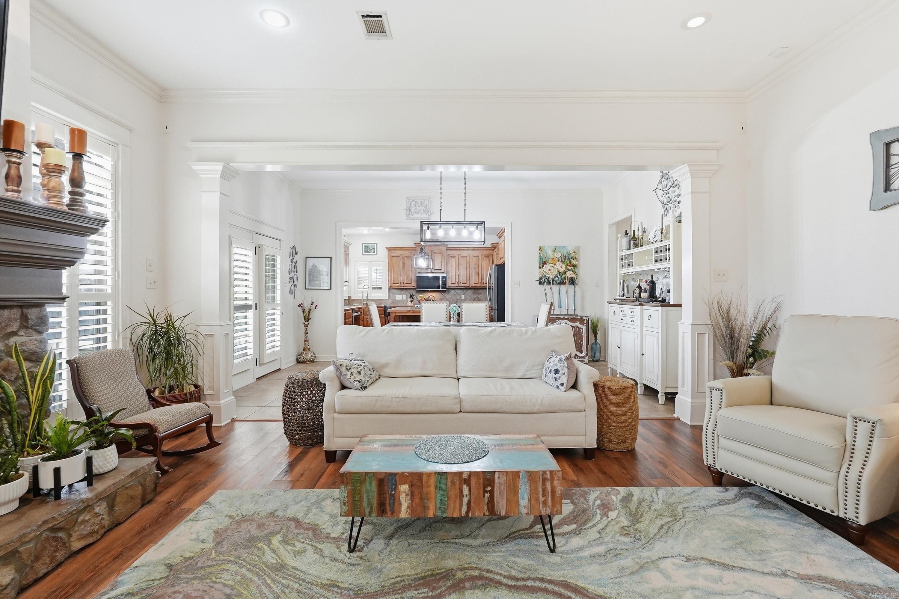 CANTERBURY PLACE - Residential