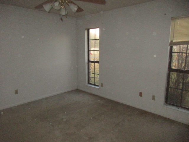 KINGSLAND - Residential