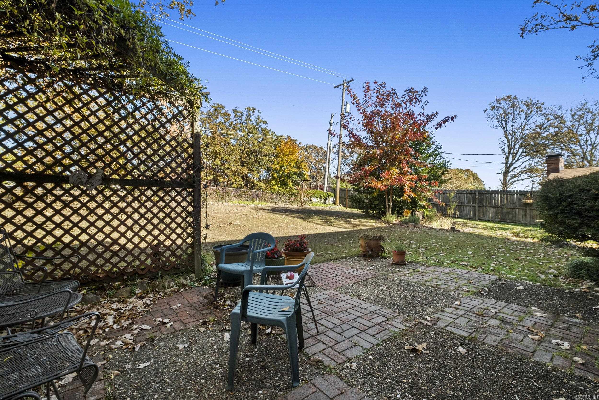 LAKEWOOD NE - Residential