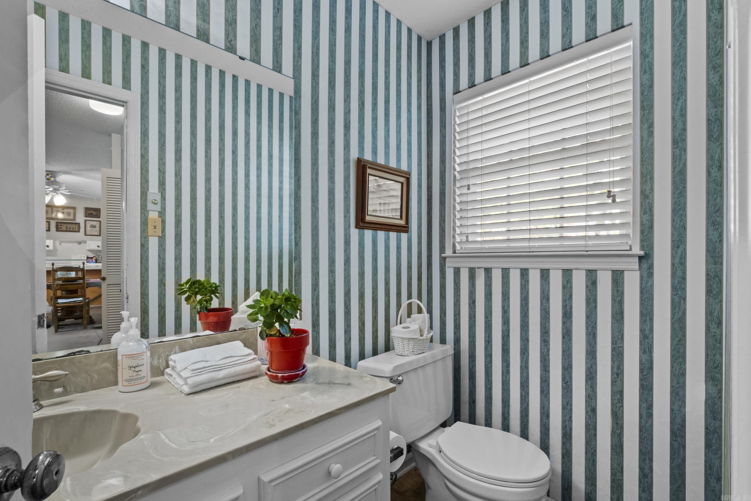 LAKEWOOD NE - Residential