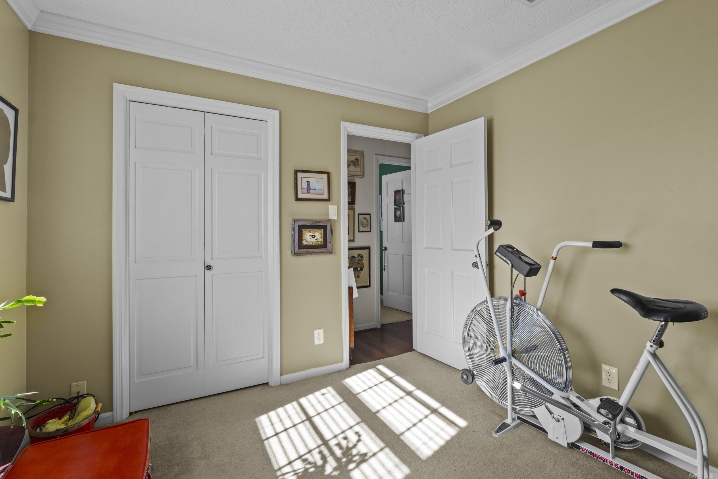 LAKEWOOD NE - Residential