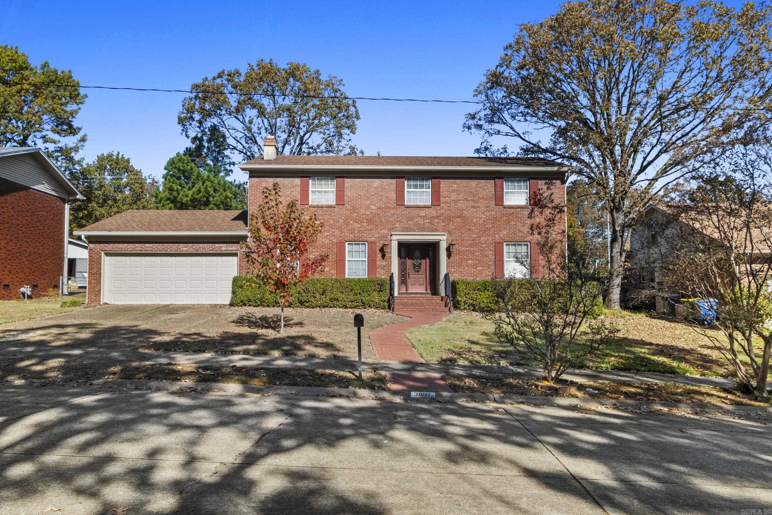 LAKEWOOD NE - Residential