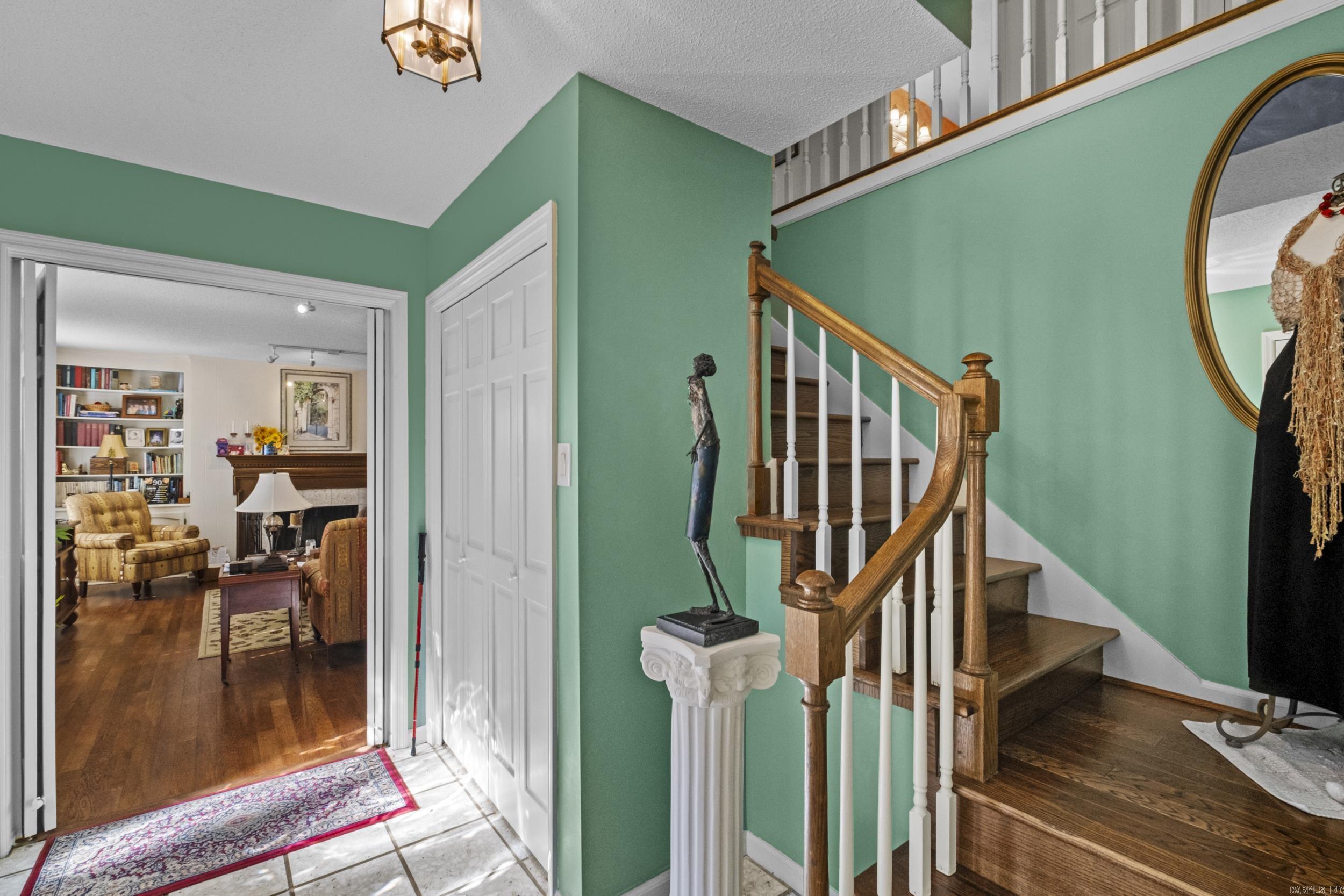 LAKEWOOD NE - Residential