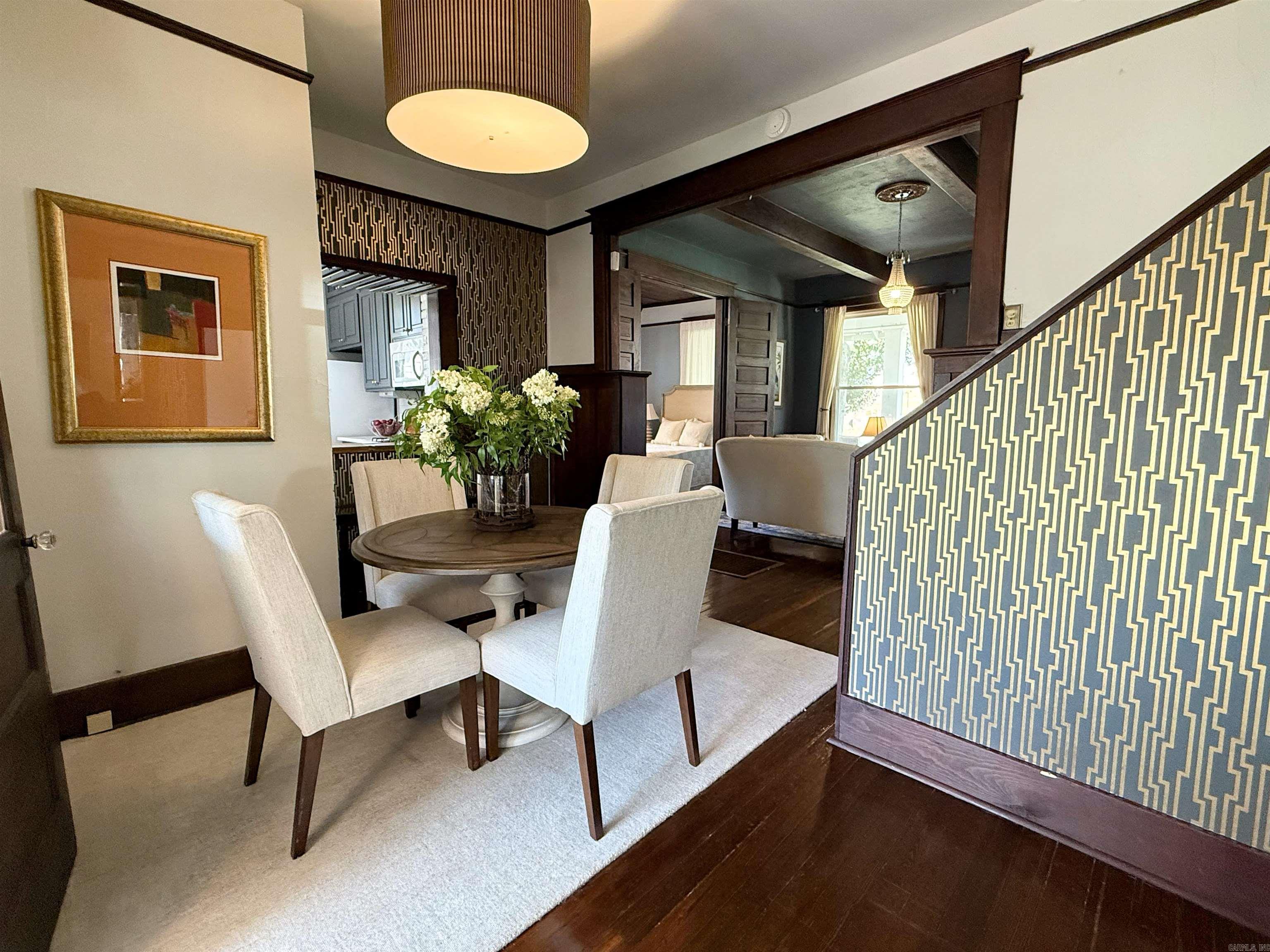 ELMHURST - Residential