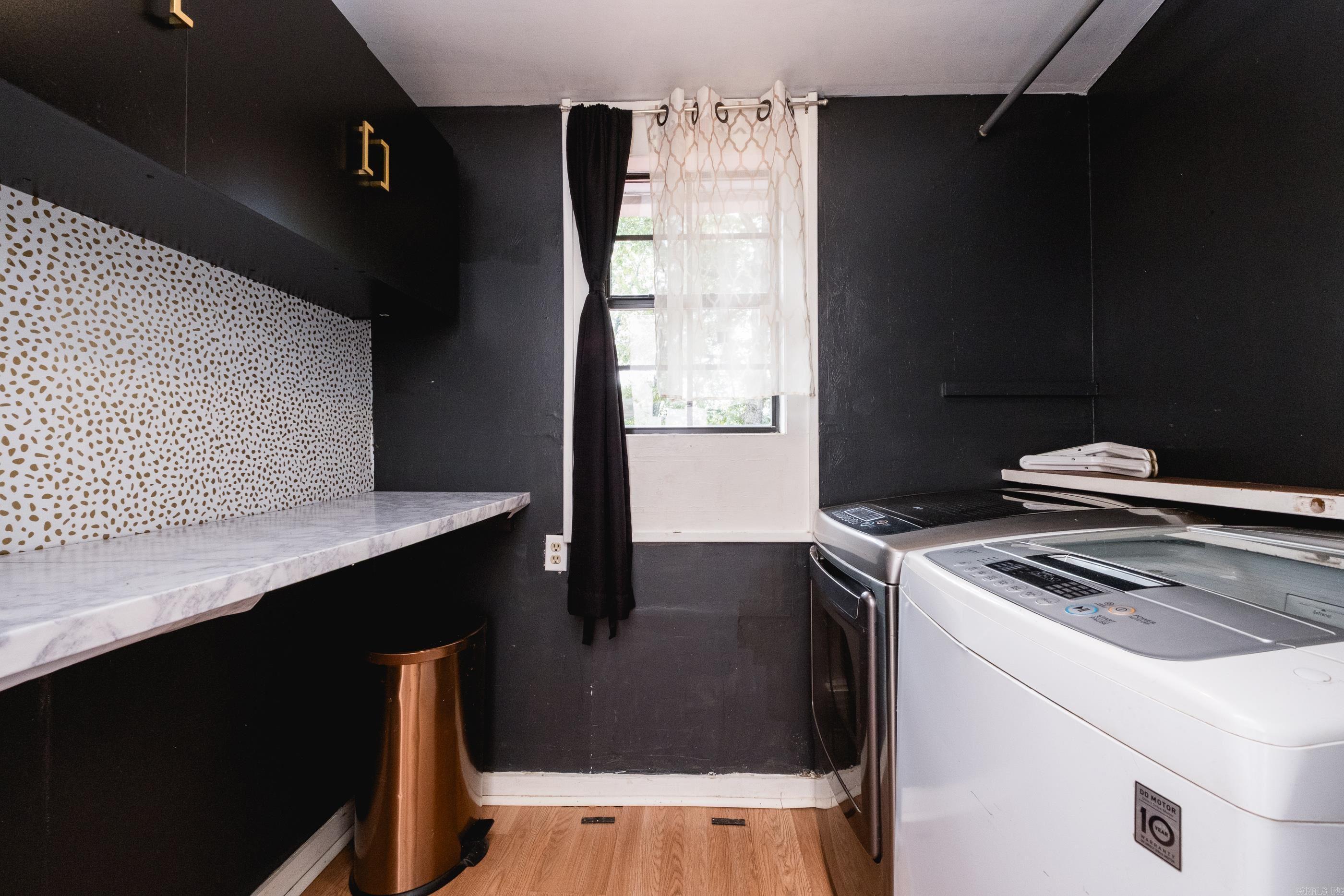 ELMHURST - Residential