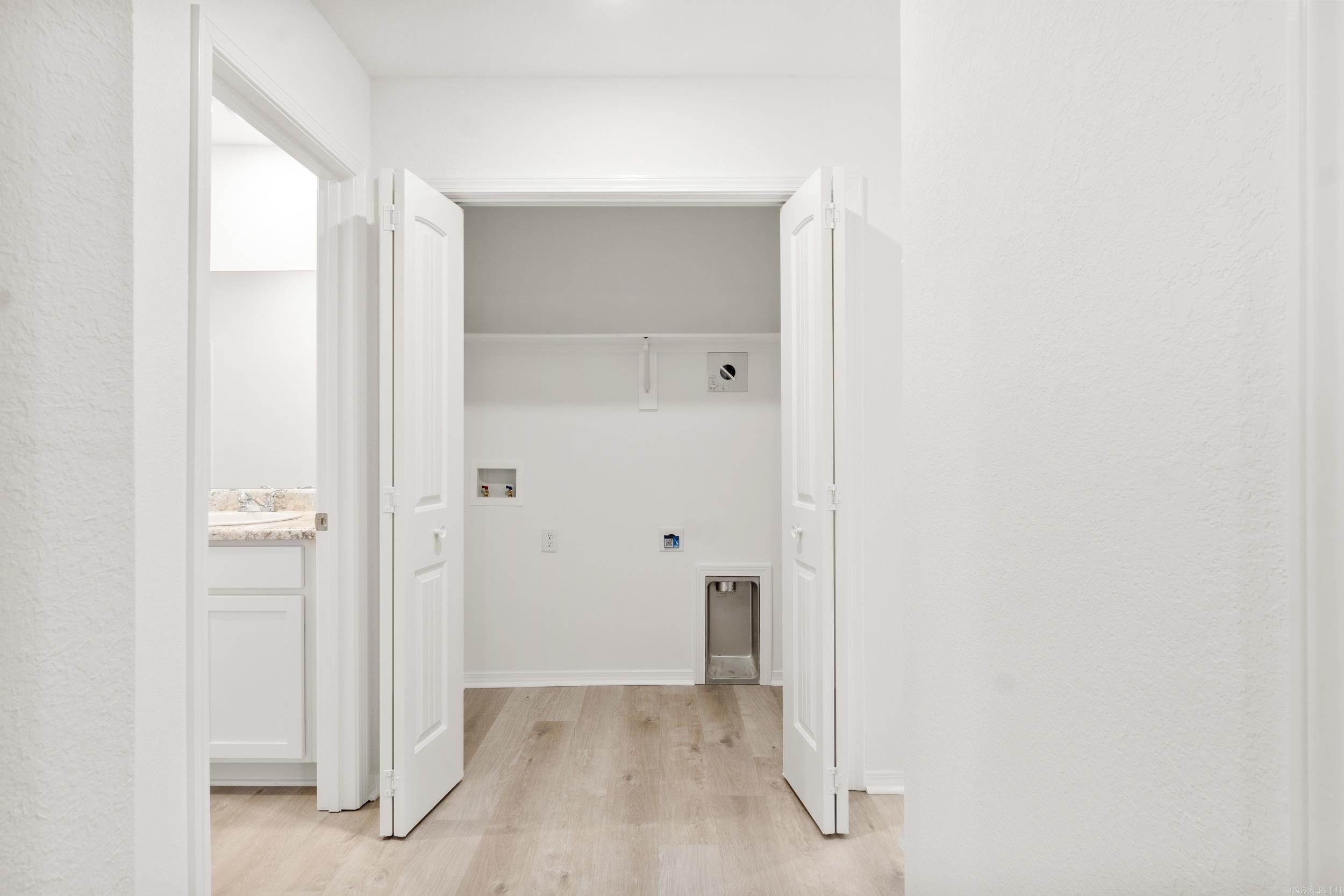 THE MEADOWS - Residential