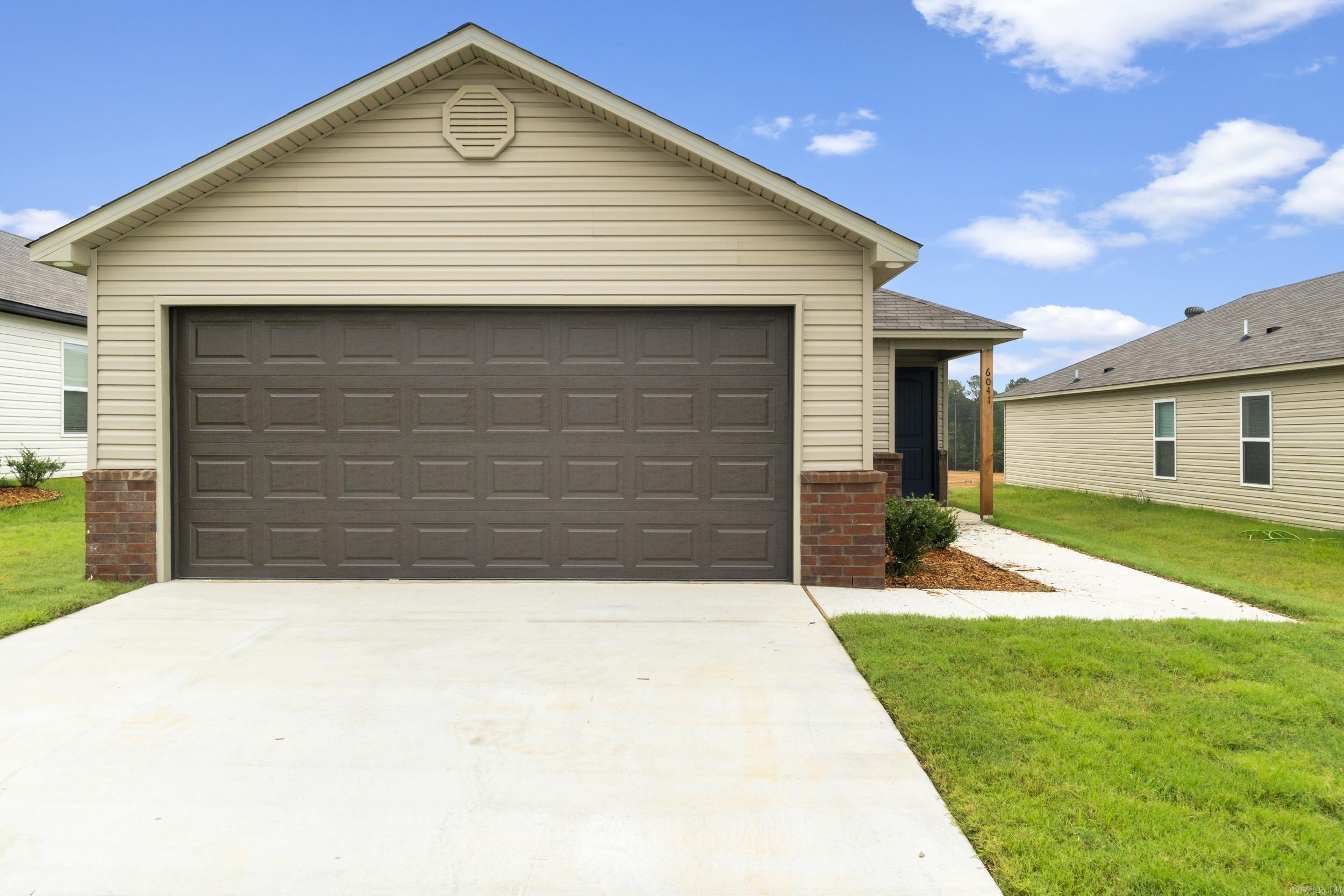 THE MEADOWS - Residential