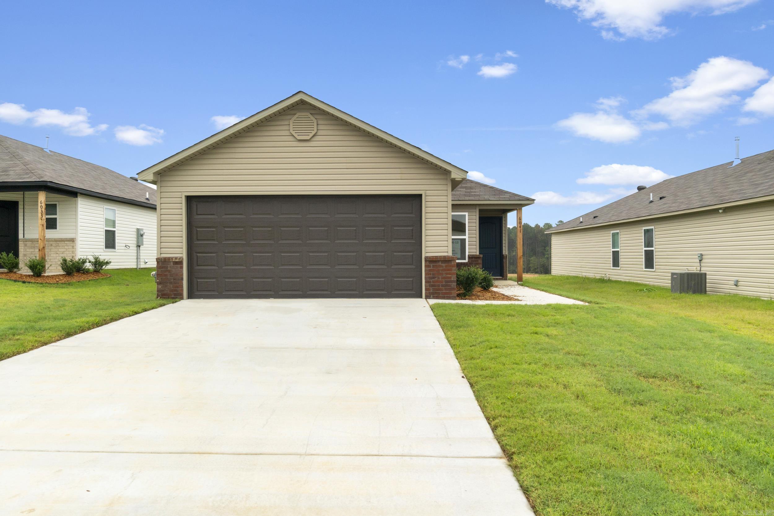 THE MEADOWS - Residential
