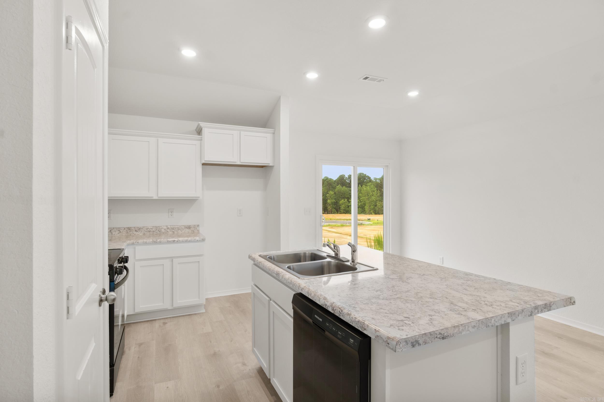 THE MEADOWS - Residential