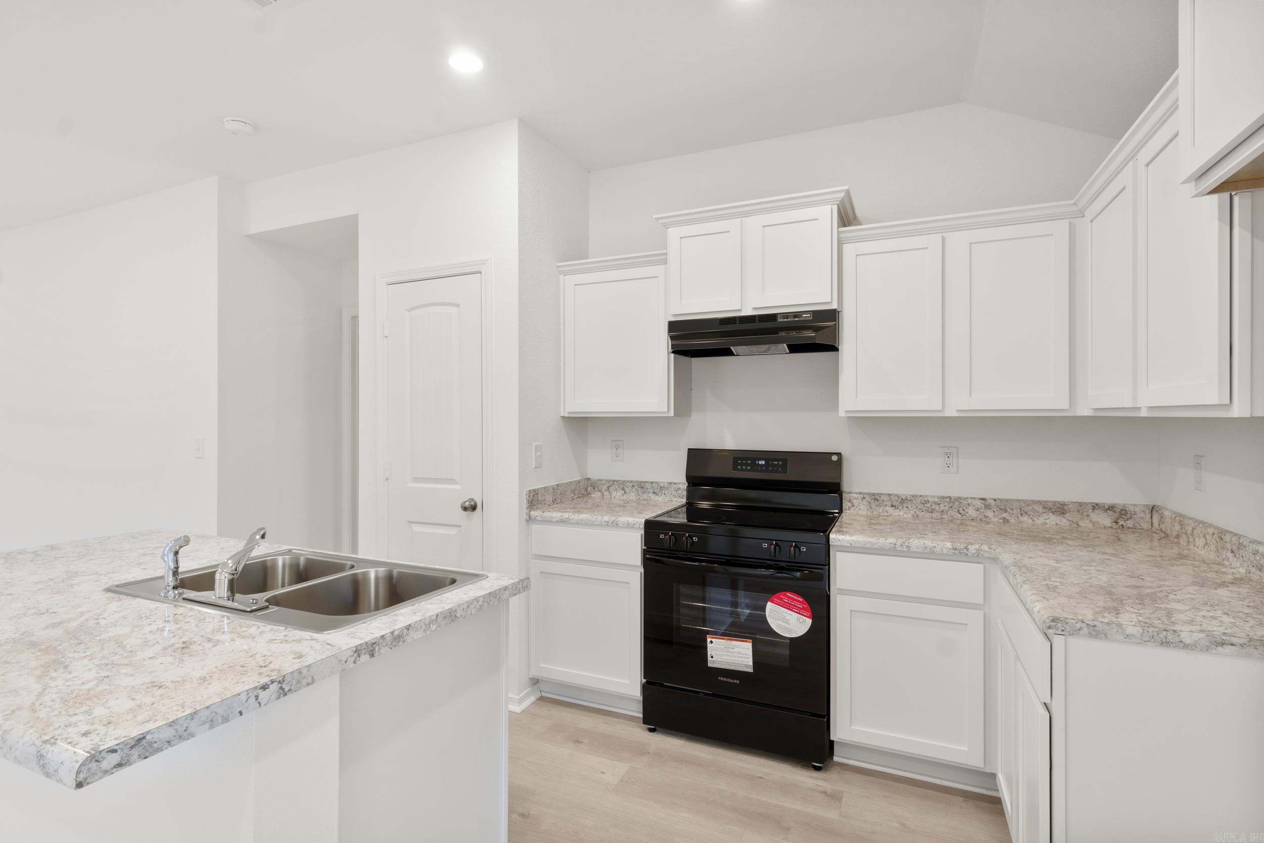 THE MEADOWS - Residential