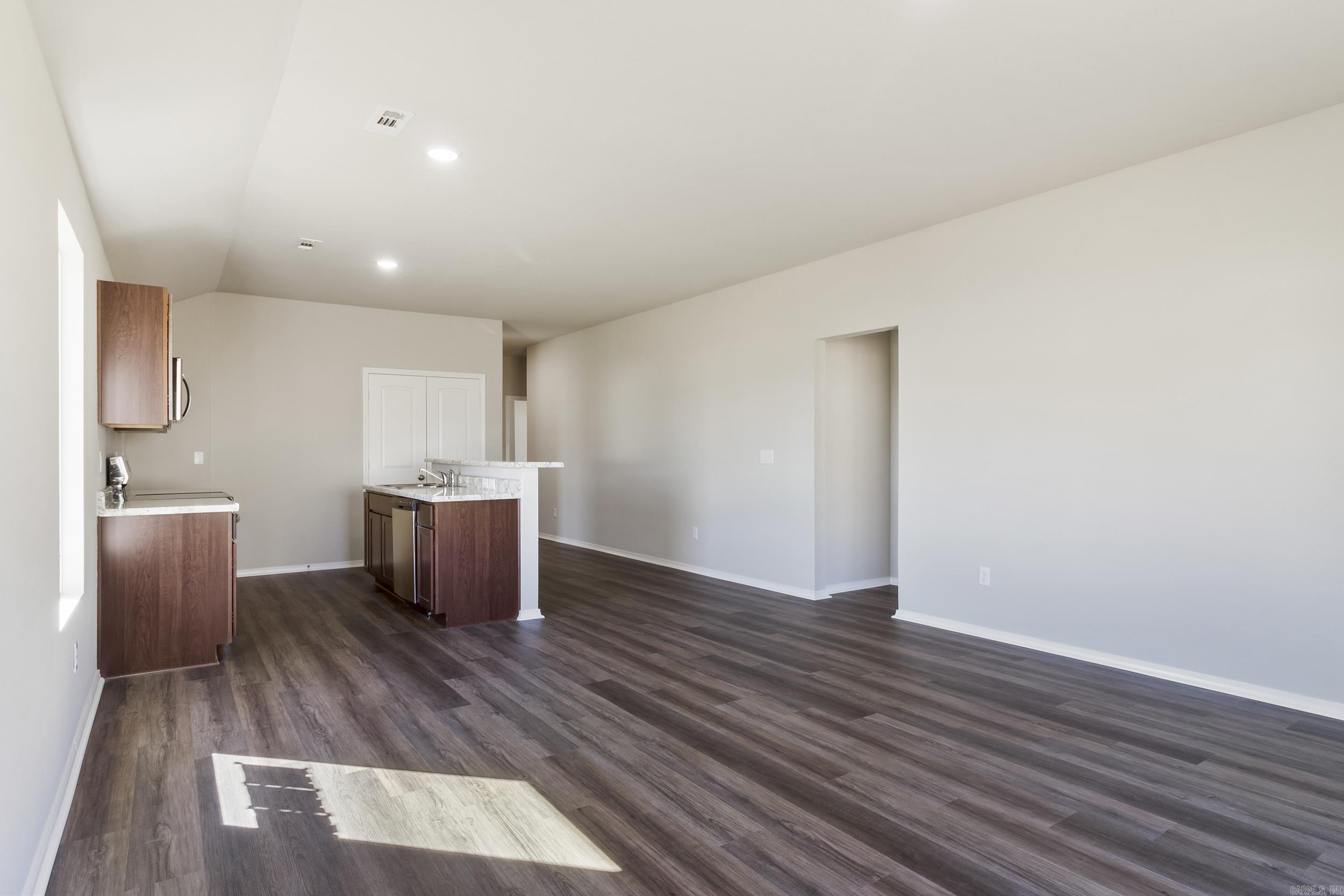 THE MEADOWS - Residential