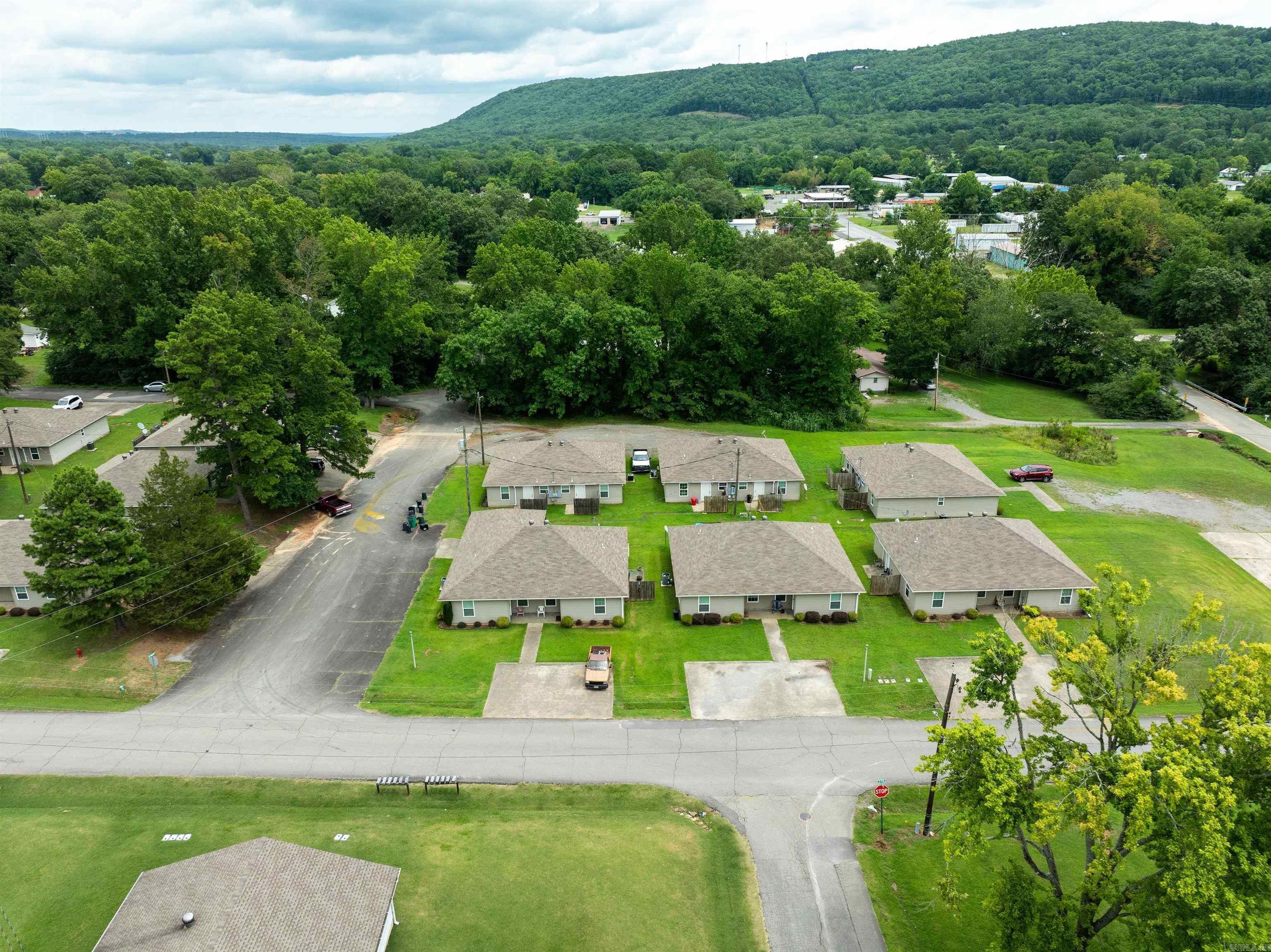 TURNKEY INVESTMENT OPPORTUNITY! Ten duplexes with twenty units in great condition. 1008 West Wilson Street (units 1A, 1B, 2A, 2B, 3A, & 3B). 601, 603, 605, 607, 609, & 611 South 10th Street. 509 & 511 South 11th Street. 1000, 1002, 1004 & 1006 West Wilson Street. 511 & 514 South 10th Street. Very high occupancy and good rental numbers. Call me today for more.