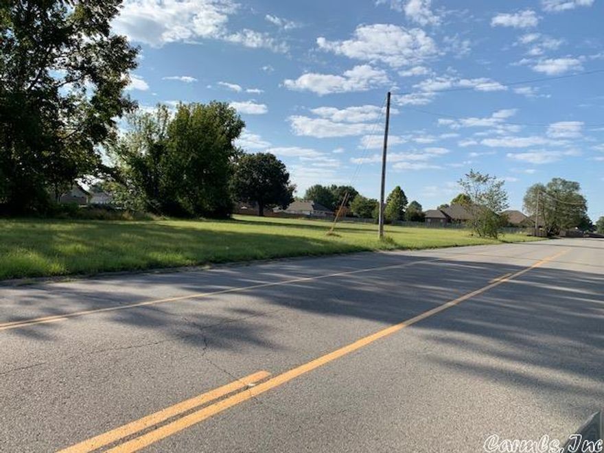 COMMERICAL LOT ON NUTTERS CHAPEL, ZONED O-2 PROPERTY JOINS SOCIAL SECURITY PROPERTY, 400 PLUS FRONTAGE ON NUTTERS CHAPEL. PLAT ON FILE. AGENTS SEE REMARKS