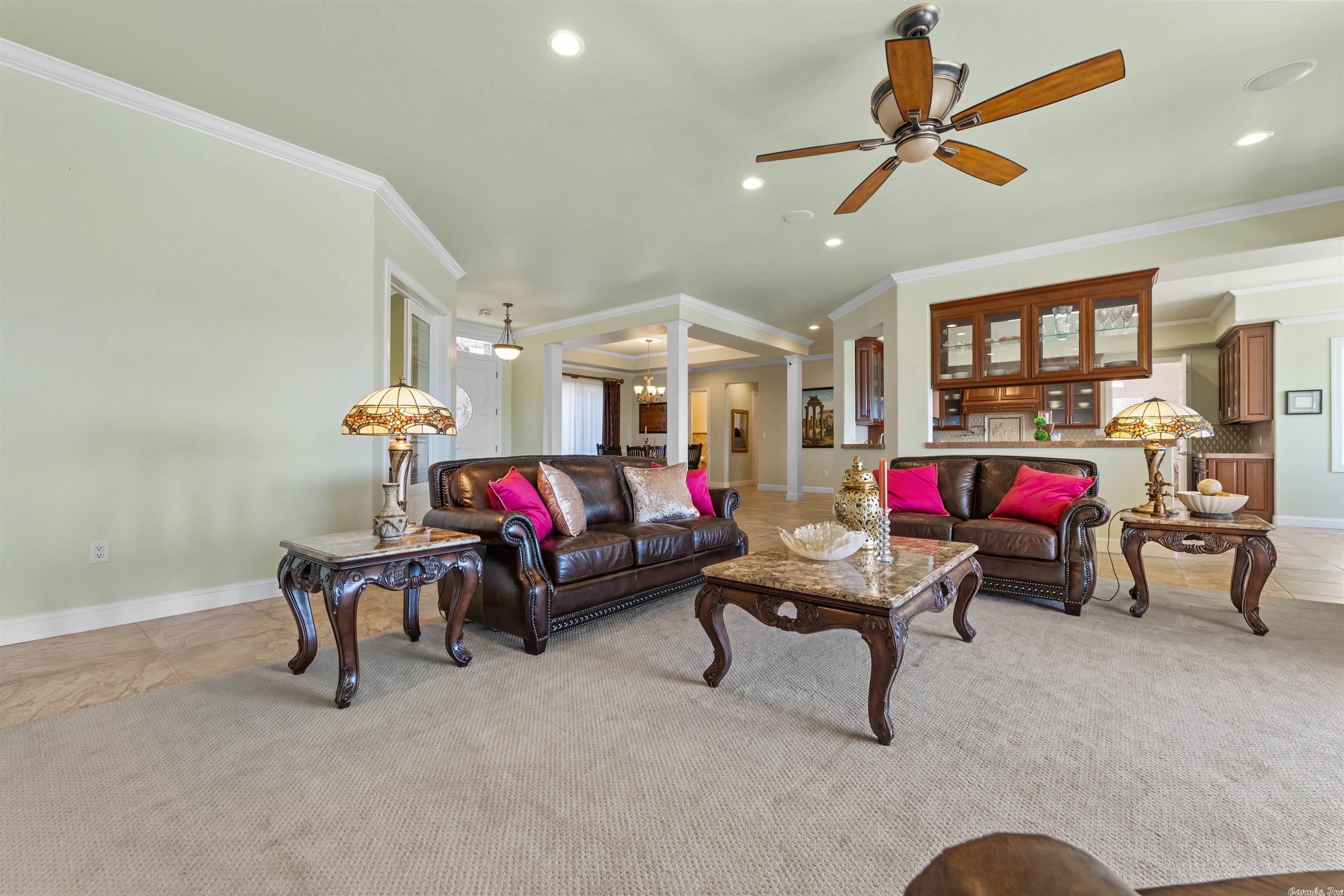 MAUMELLE HEIGHTS - Residential