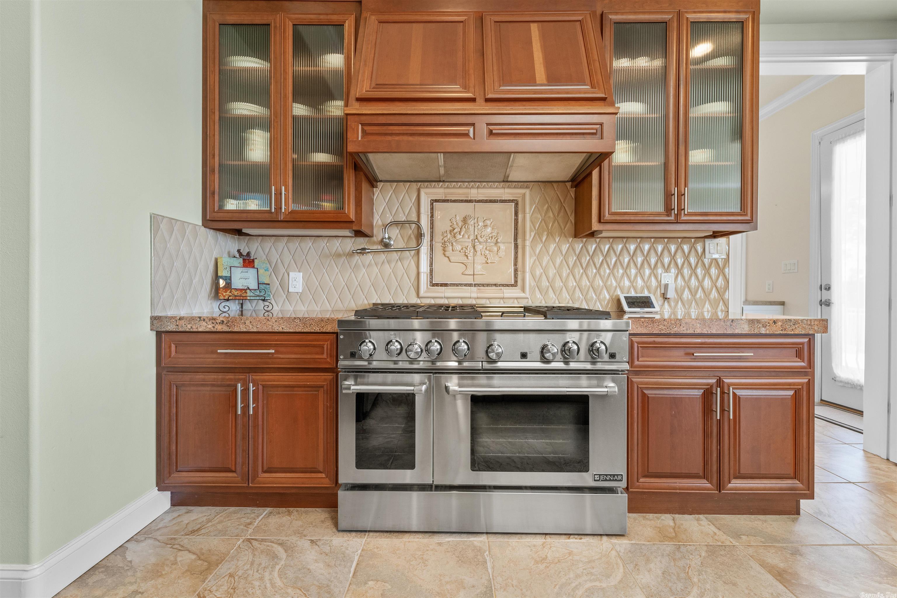 MAUMELLE HEIGHTS - Residential