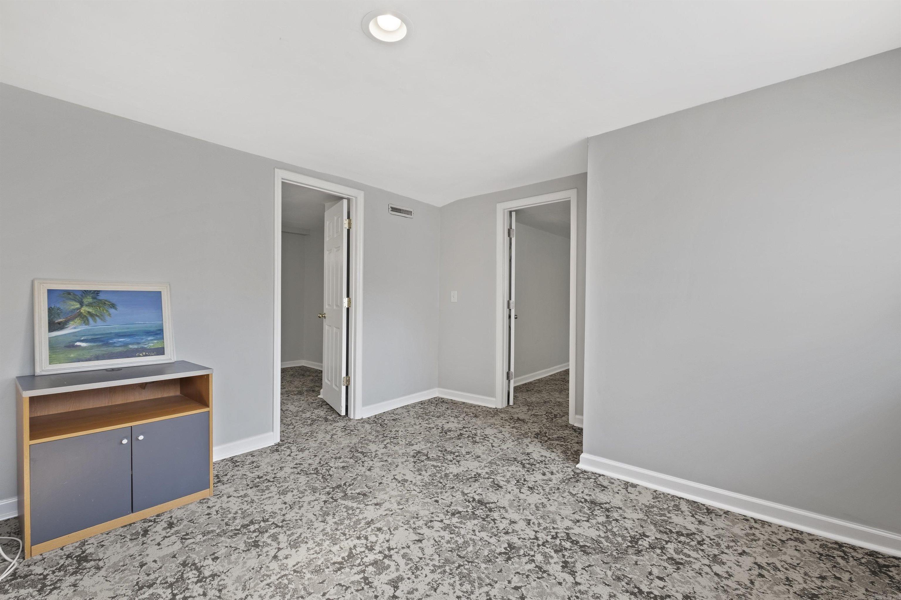 Inglewood - Residential Lease