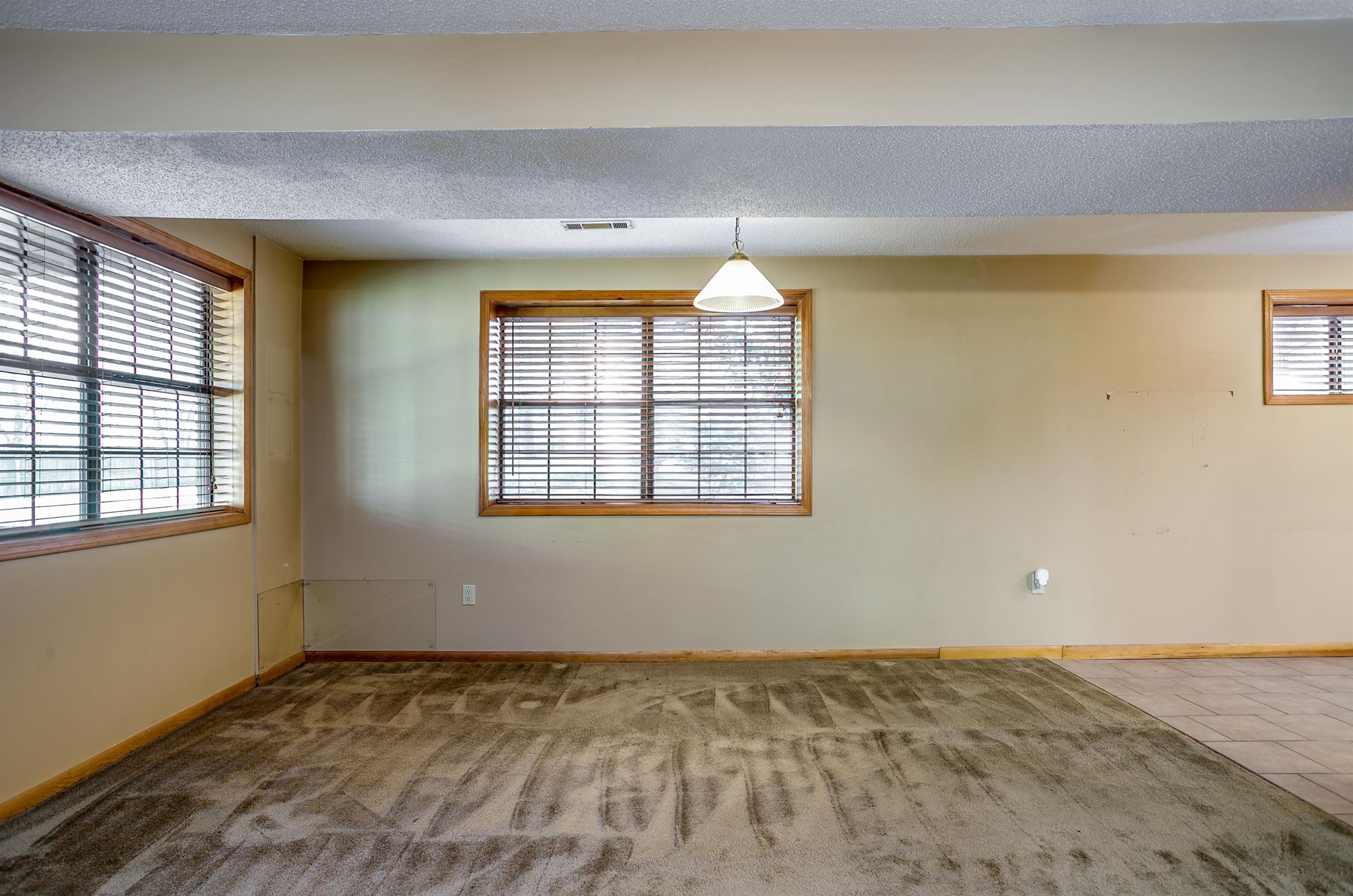 LAKE LORADO HEIGHTS - Residential