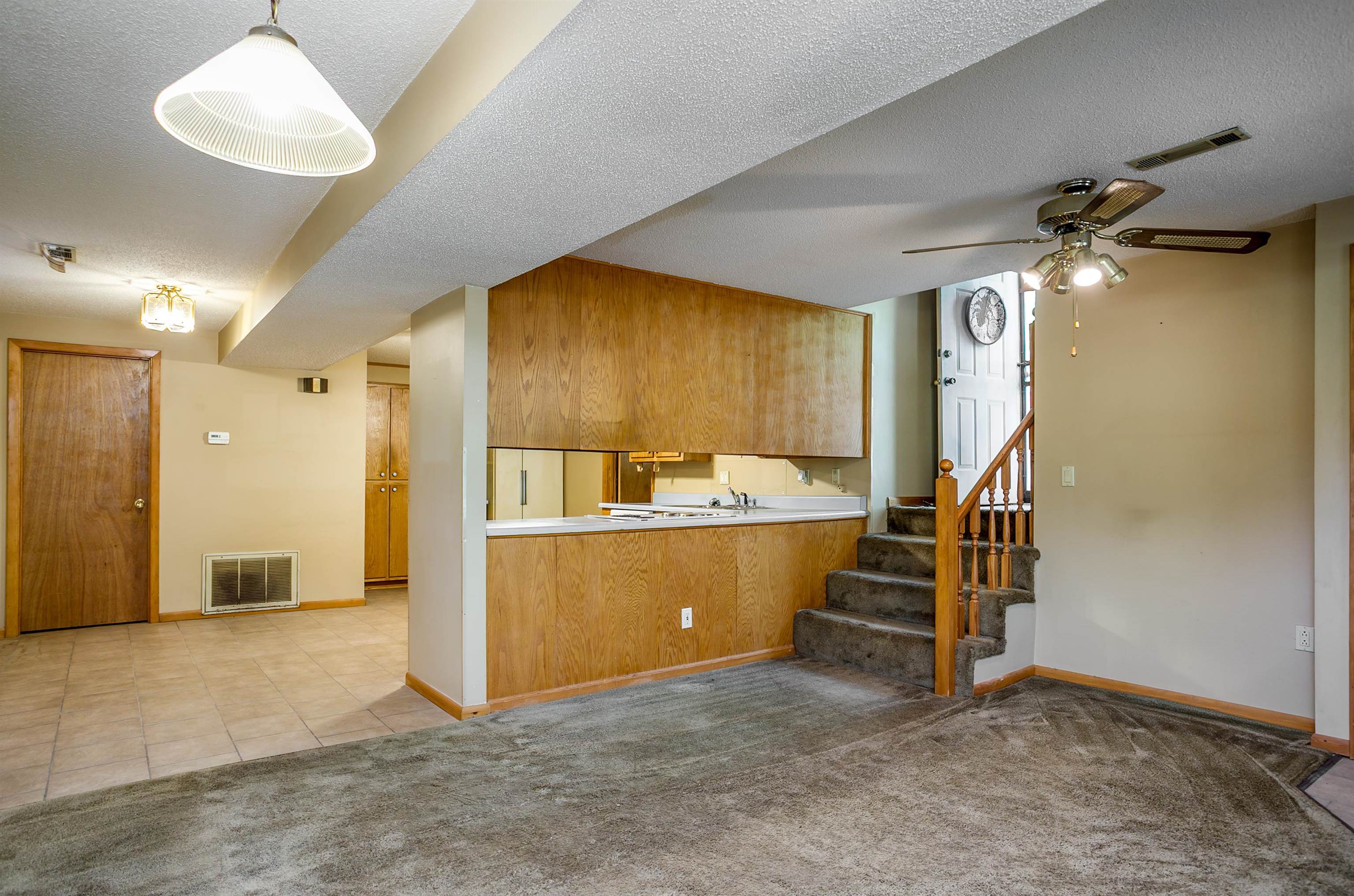 LAKE LORADO HEIGHTS - Residential