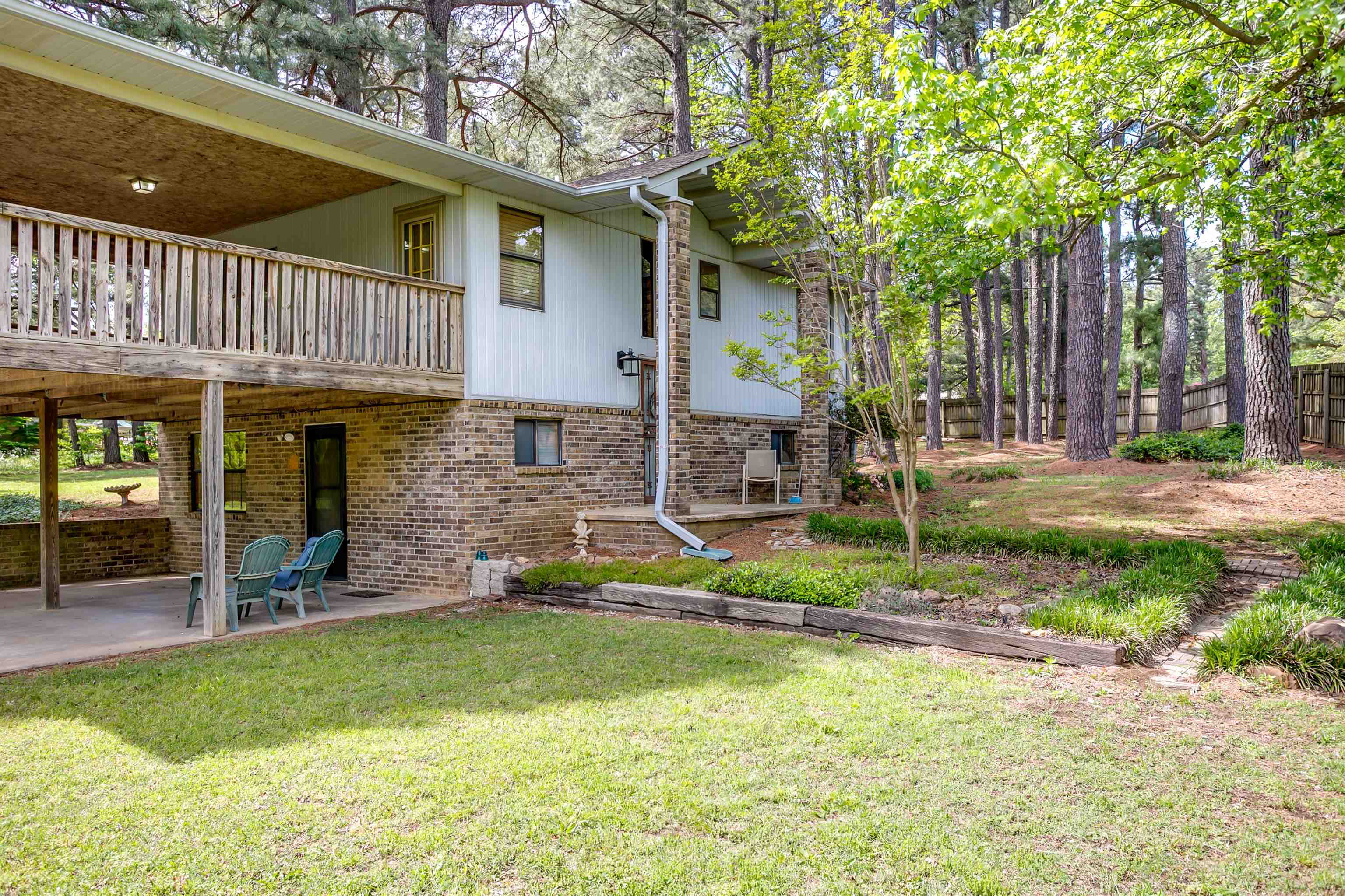 LAKE LORADO HEIGHTS - Residential