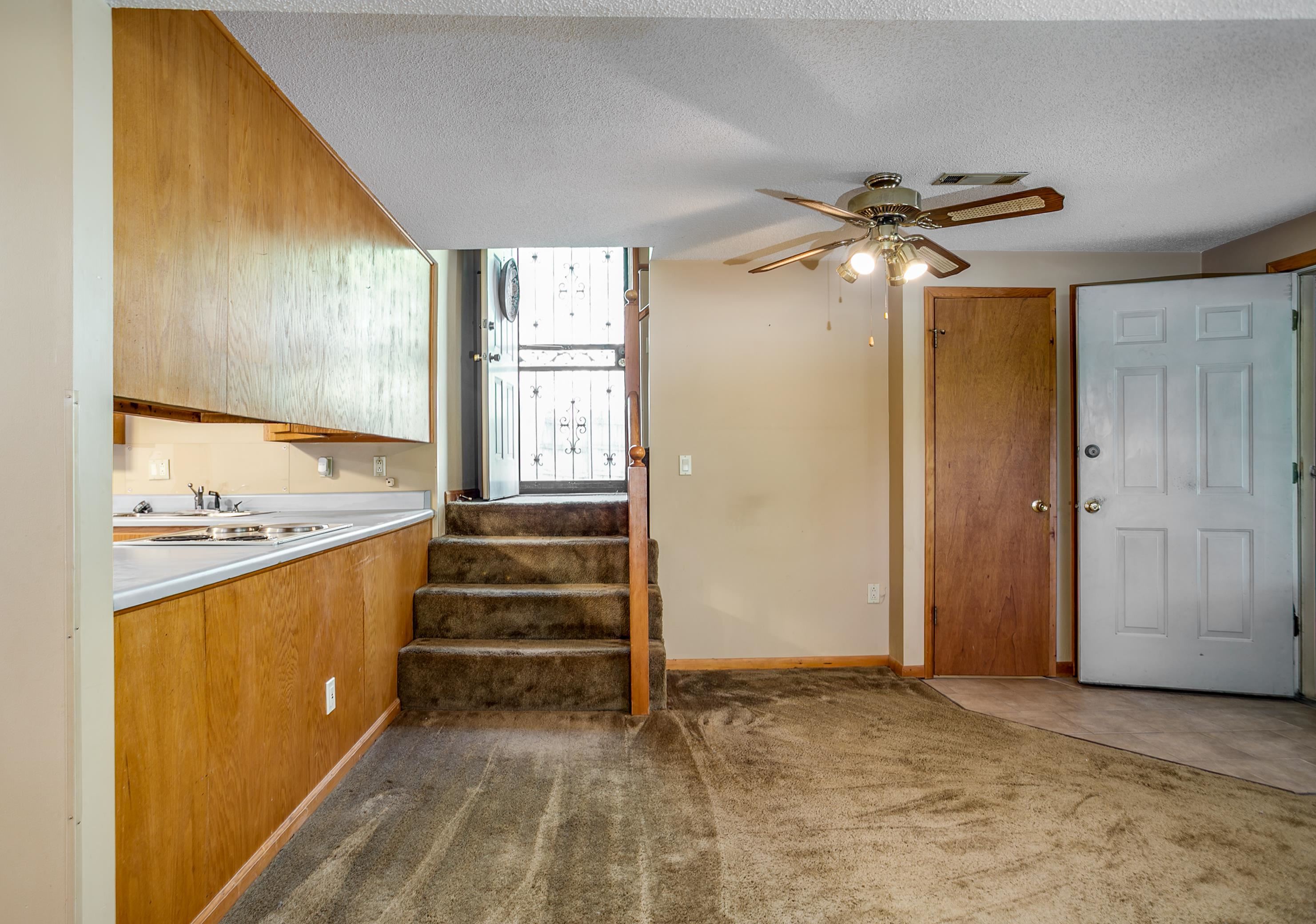 LAKE LORADO HEIGHTS - Residential