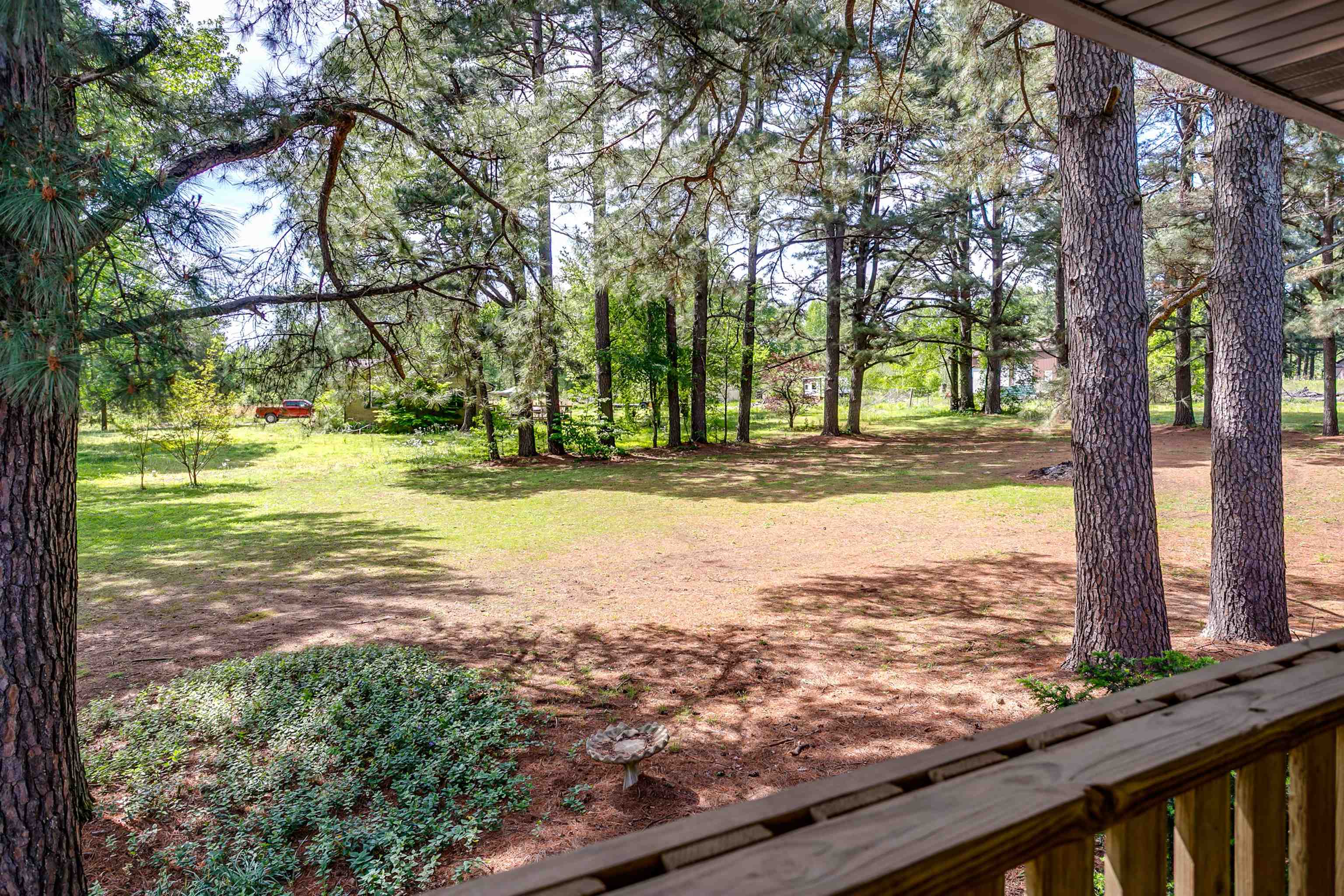 LAKE LORADO HEIGHTS - Residential