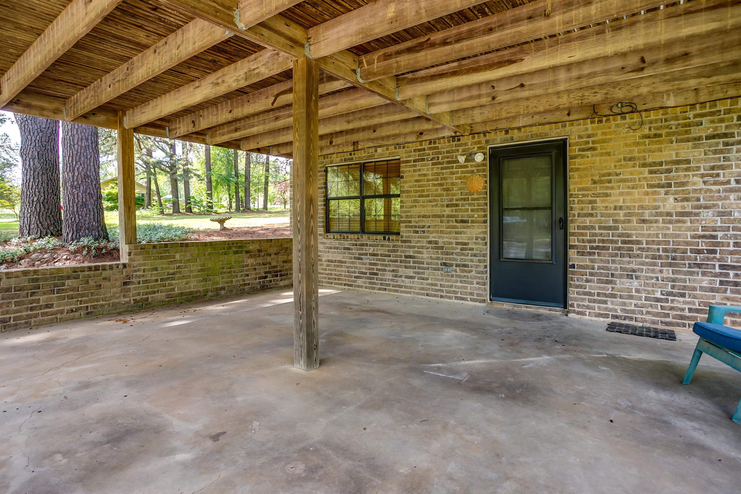 LAKE LORADO HEIGHTS - Residential