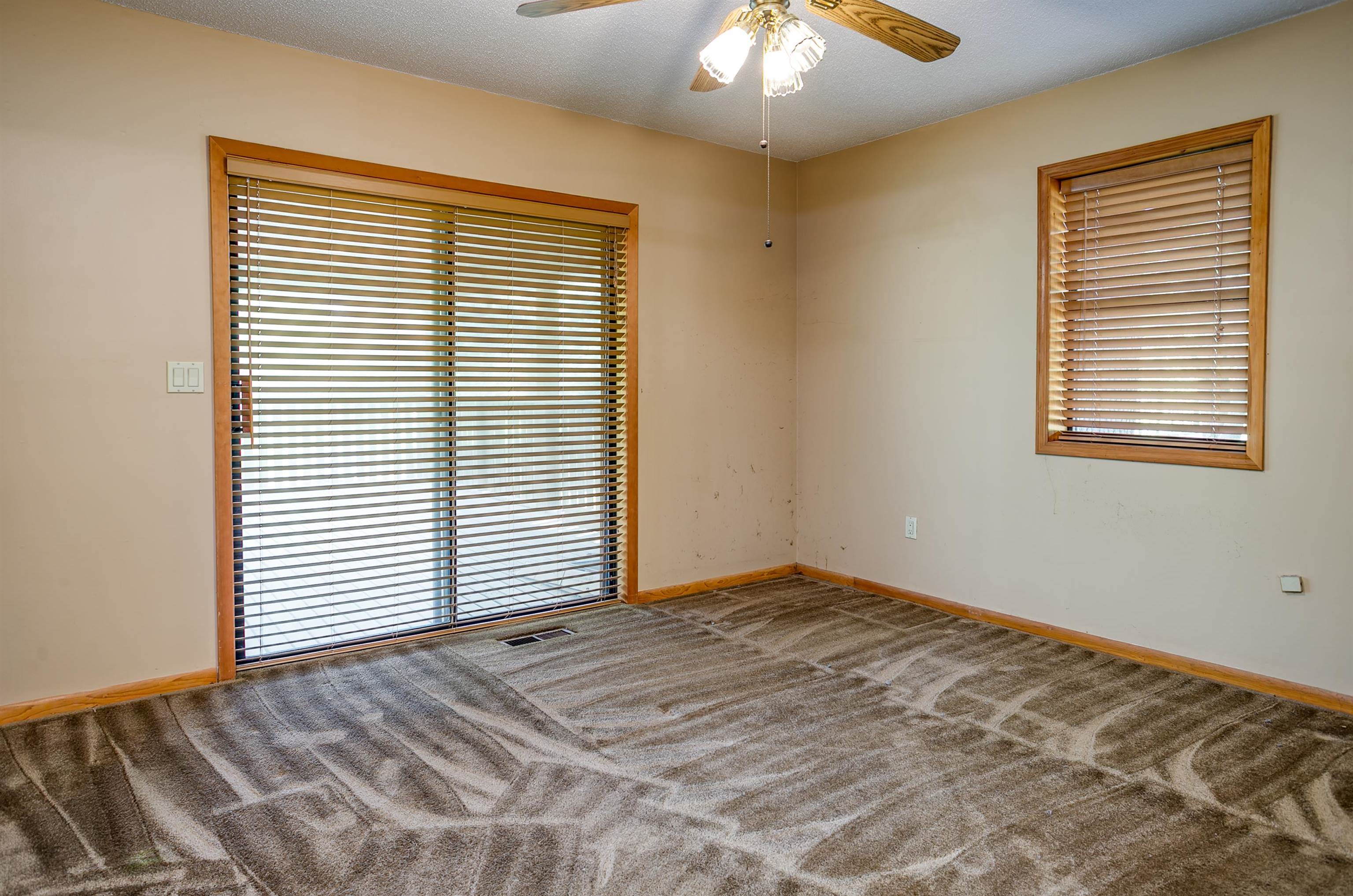 LAKE LORADO HEIGHTS - Residential