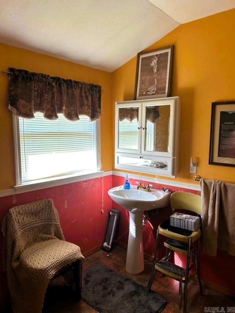 BEUTLER ACRES - Residential