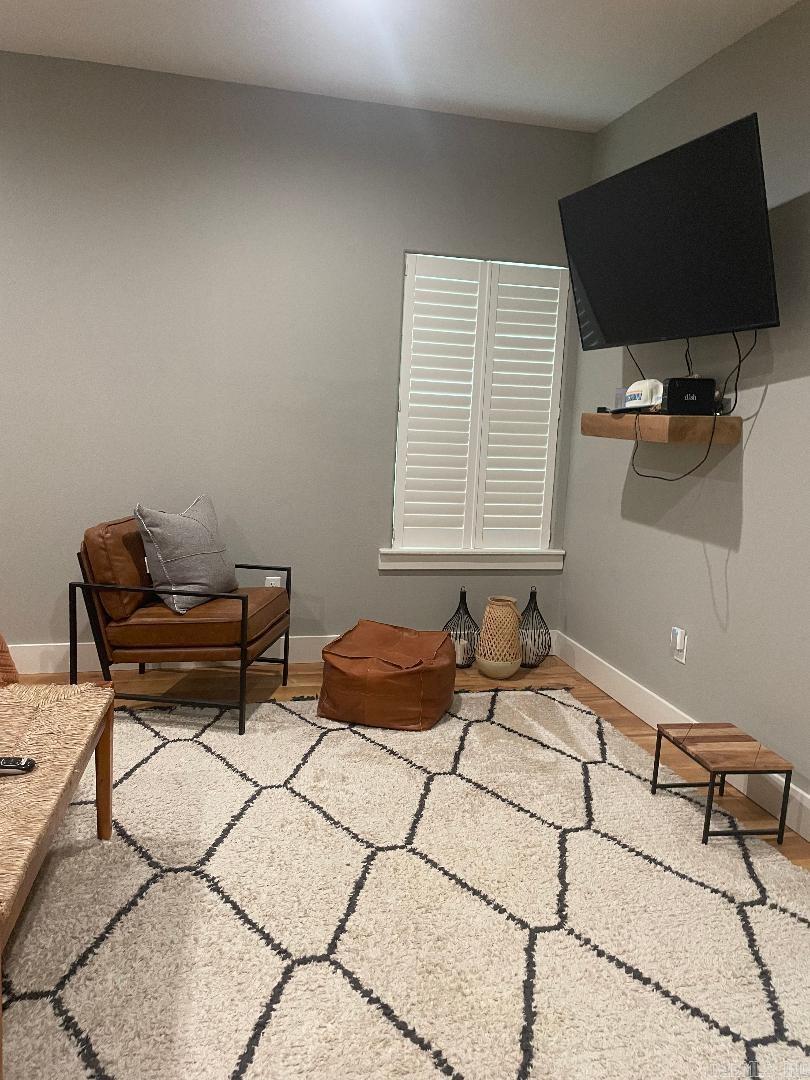 CRESCENT PARK - Residential