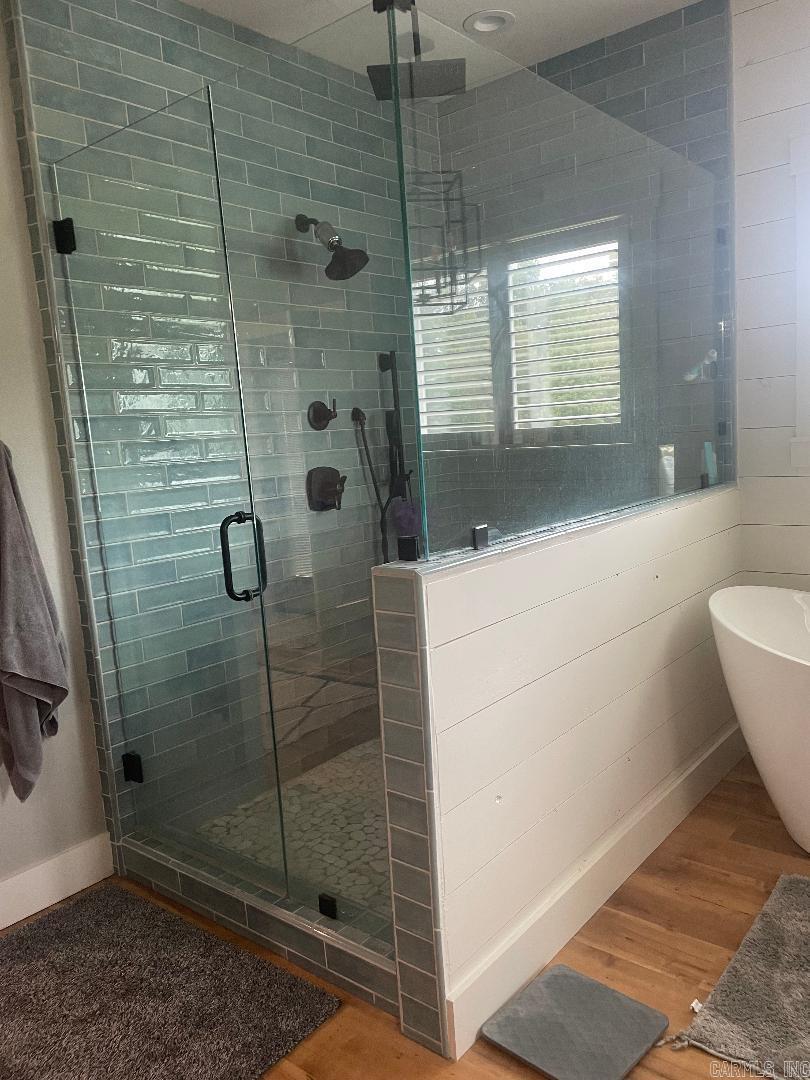 CRESCENT PARK - Residential