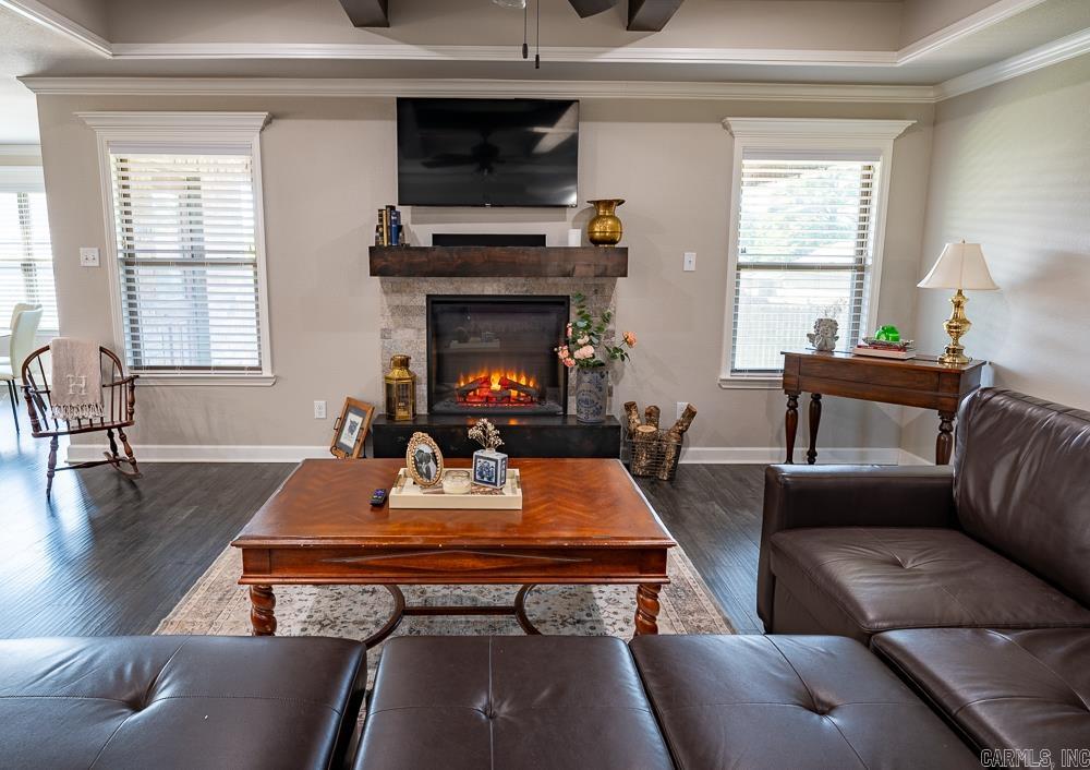 HERITAGE MEADOWS - Residential