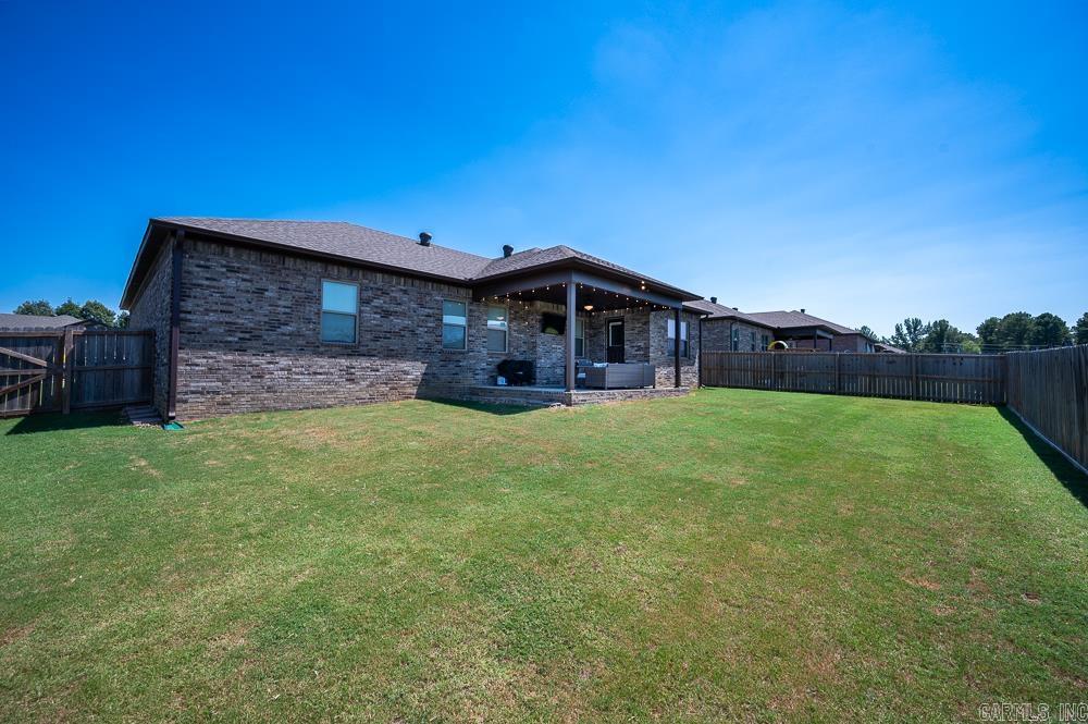 HERITAGE MEADOWS - Residential