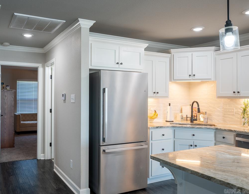 HERITAGE MEADOWS - Residential