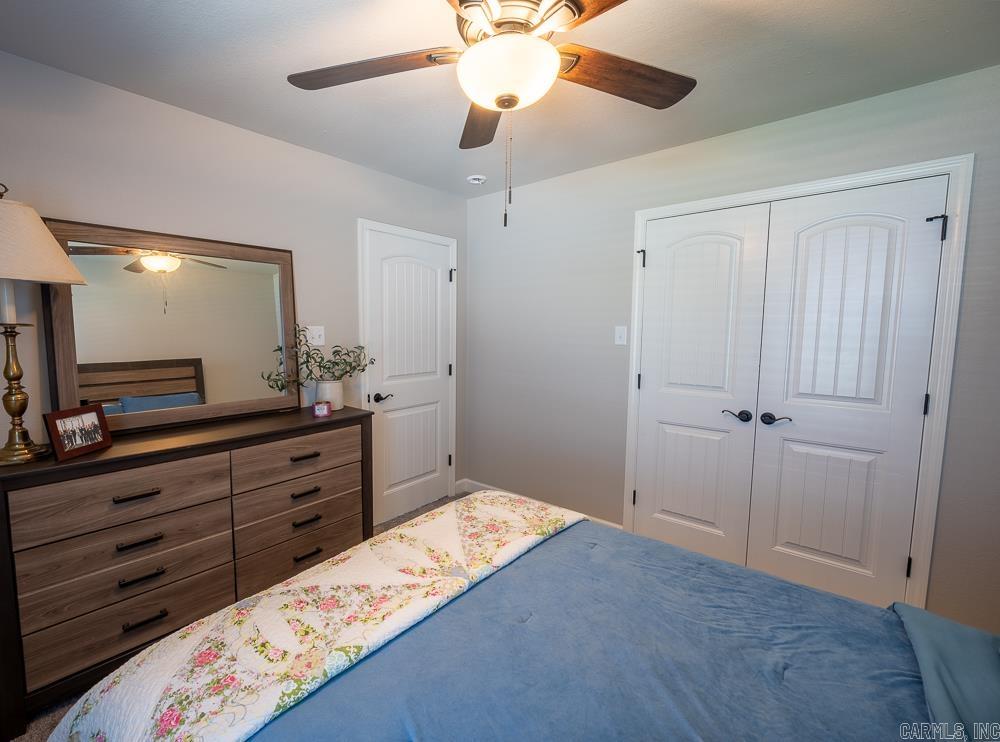 HERITAGE MEADOWS - Residential