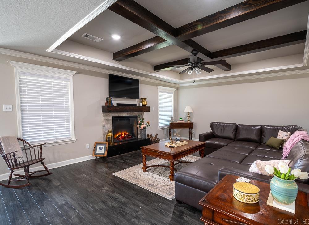 HERITAGE MEADOWS - Residential